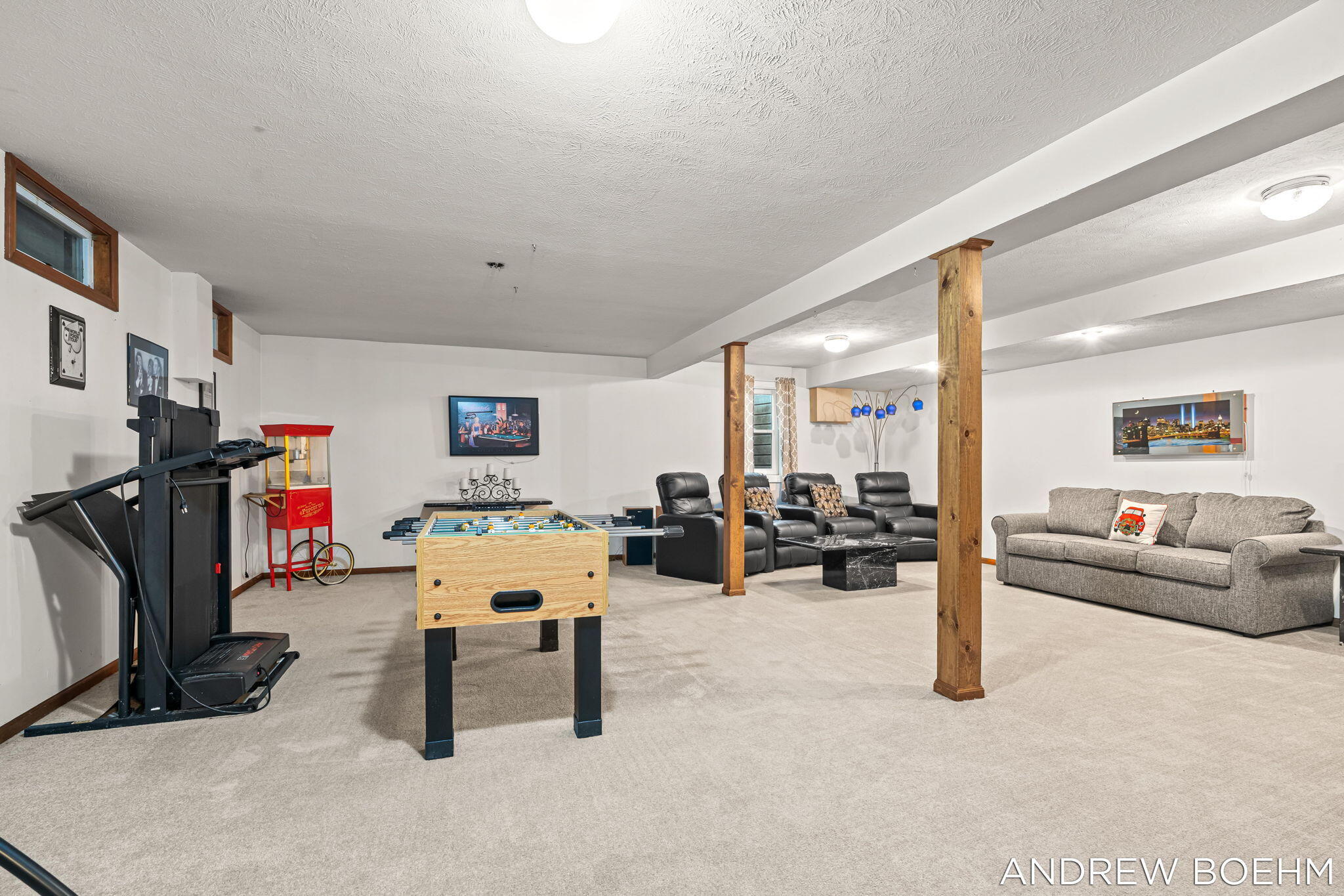 166 Wynwood Court Holland MI 49424