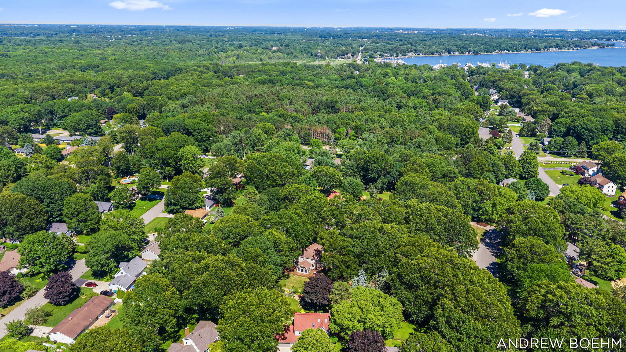 166 Wynwood Court Holland MI 49424