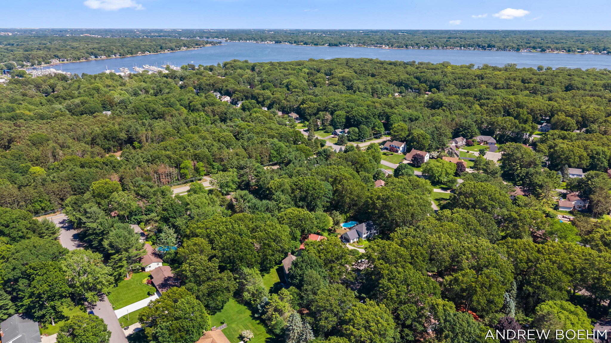 166 Wynwood Court Holland MI 49424