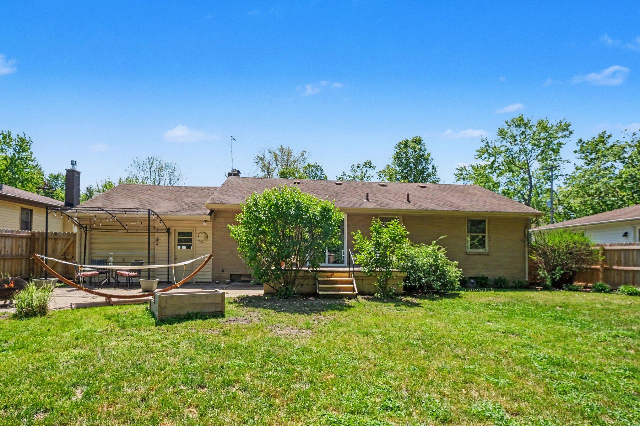 725 Parkway Drive NE Grand Rapids MI 49525