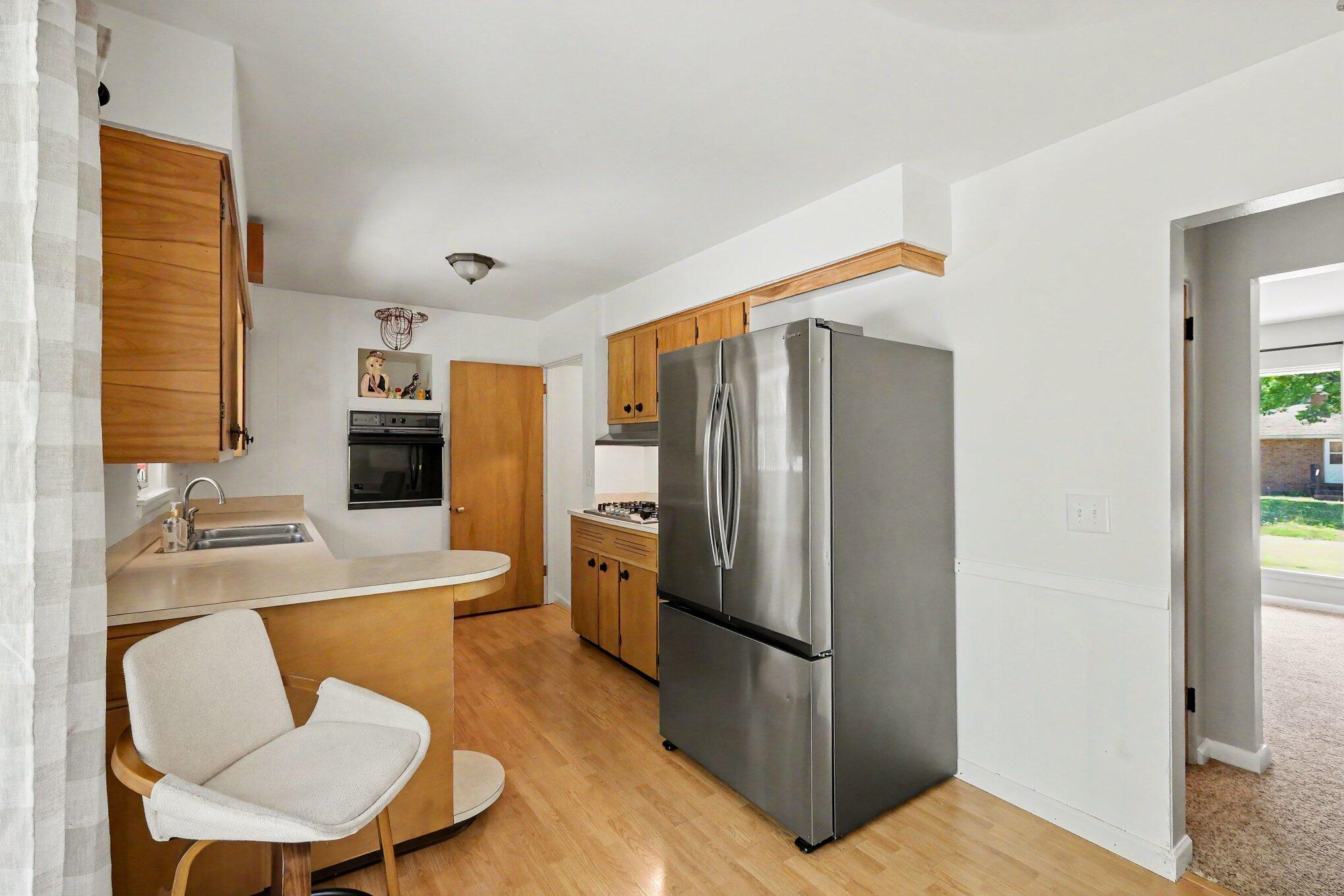 725 Parkway Drive NE Grand Rapids MI 49525
