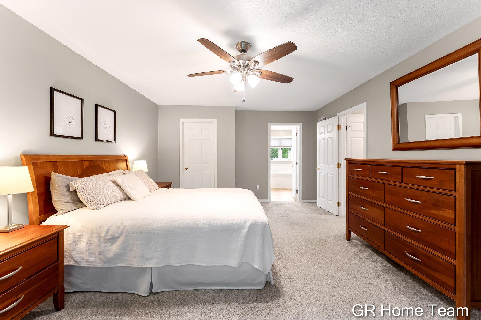 7436 Las Palmas Drive NE Rockford MI 49341