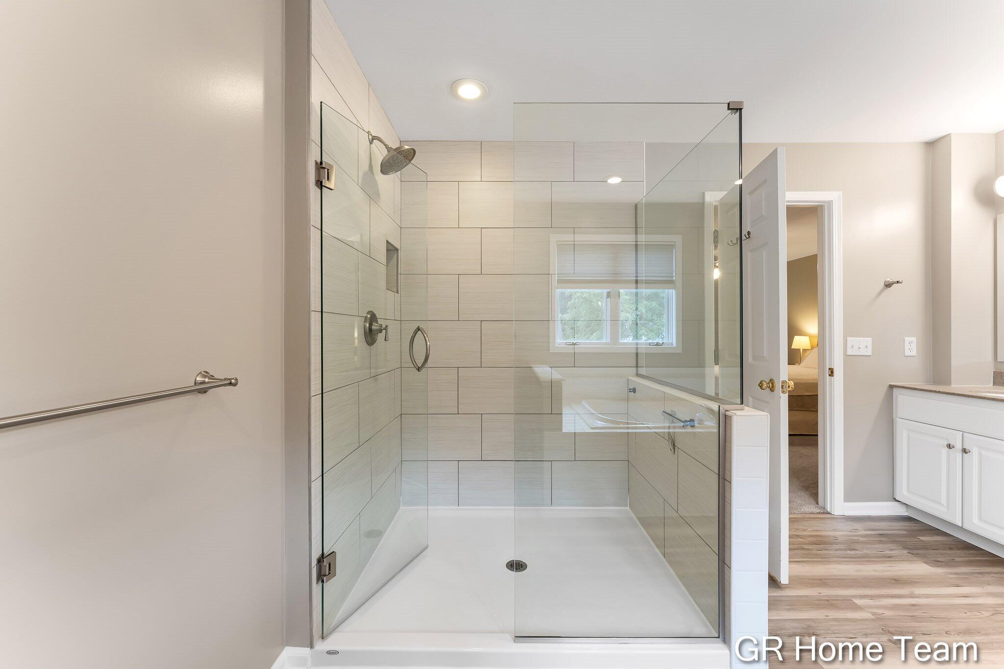 7436 Las Palmas Drive NE Rockford MI 49341
