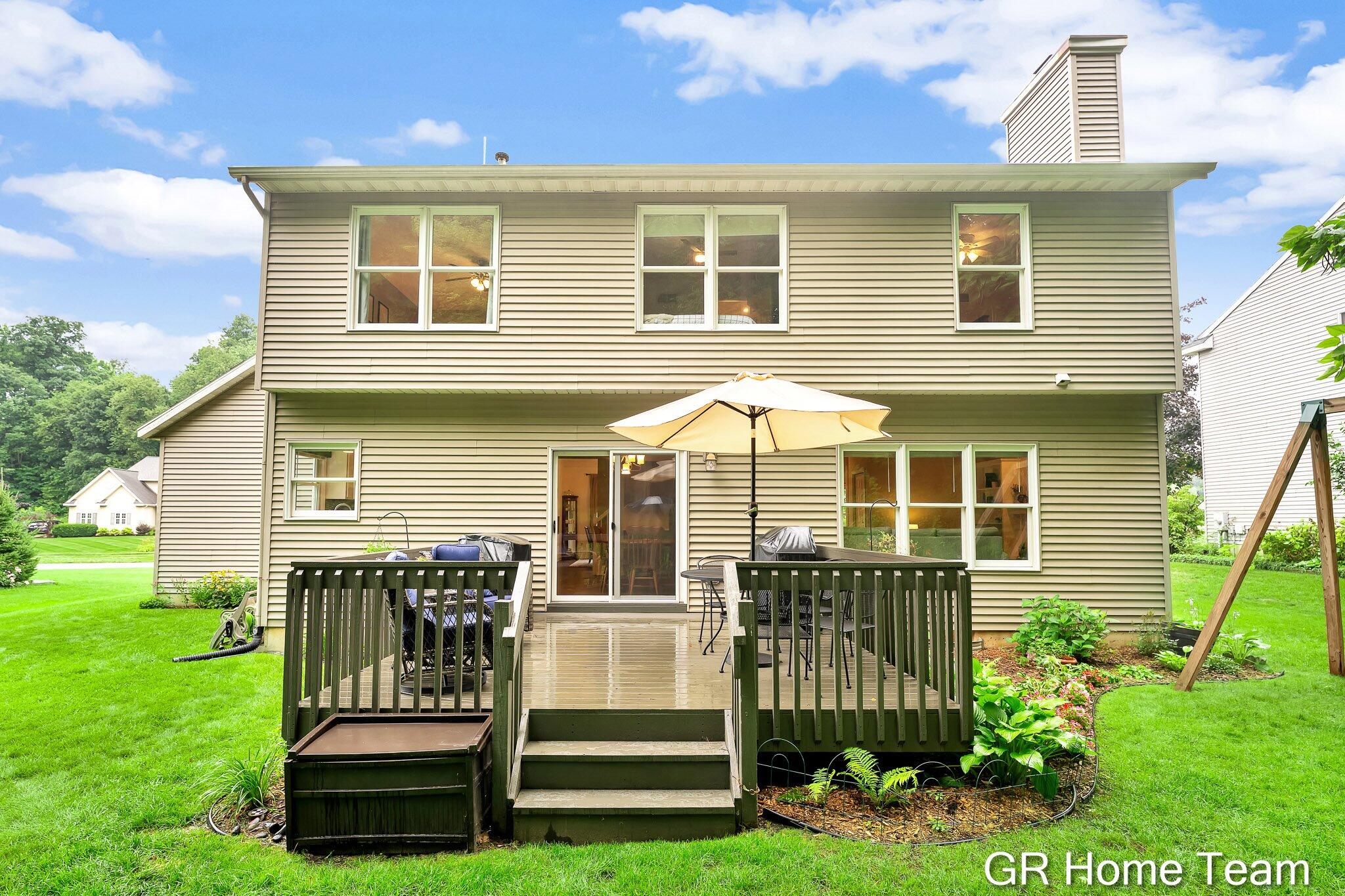 7436 Las Palmas Drive NE Rockford MI 49341
