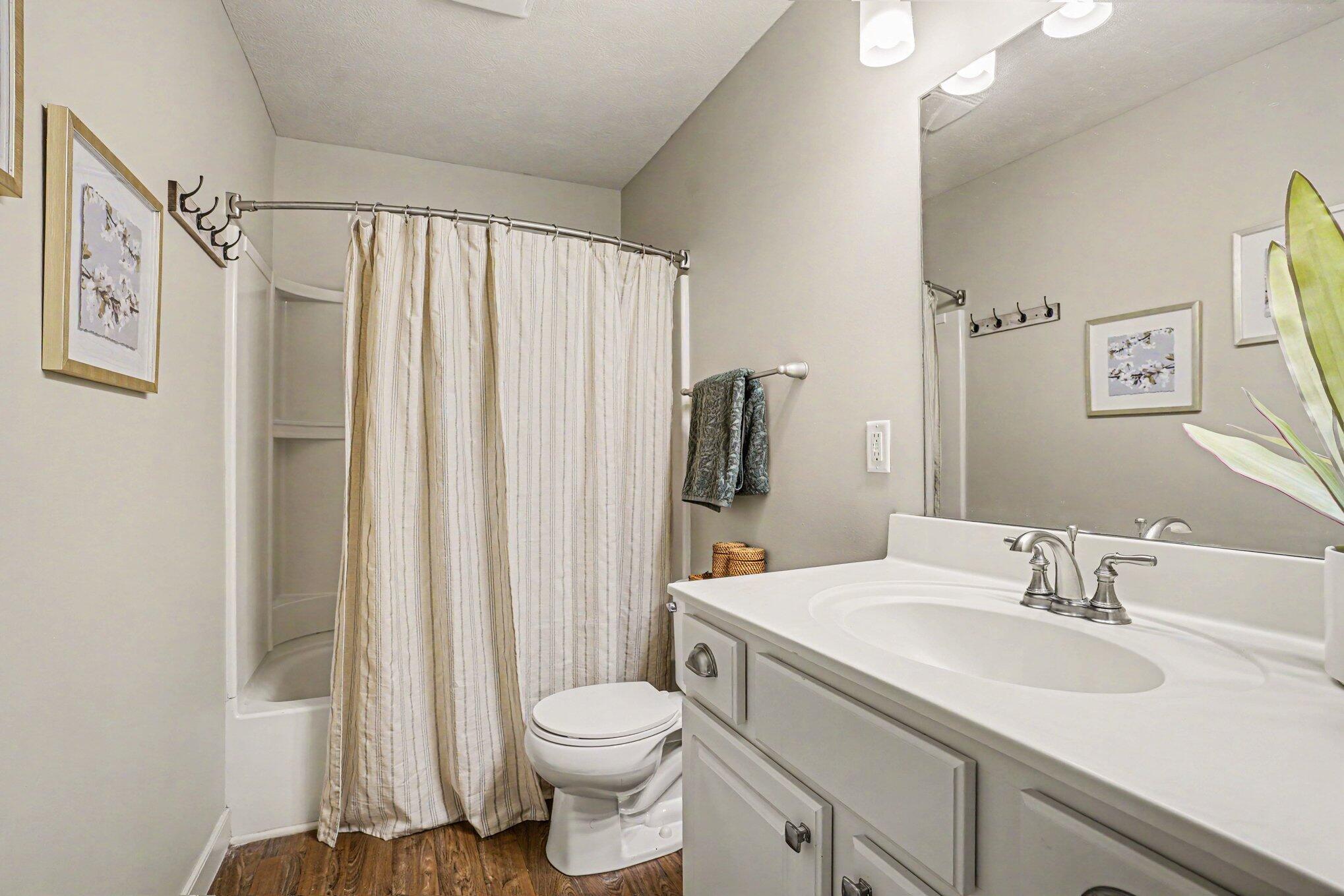 7082 S 10th Street Kalamazoo MI 49009