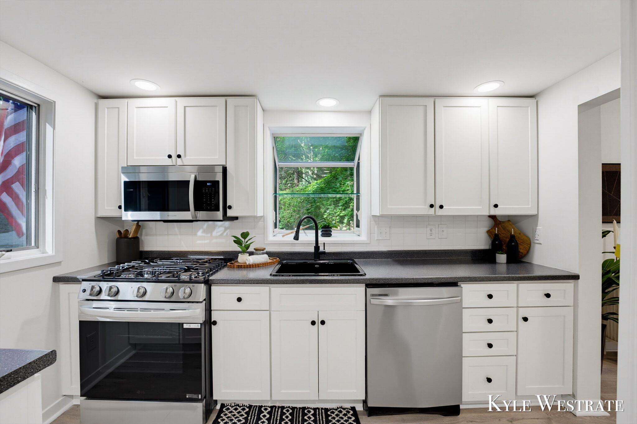 18075 Sunset Drive Grand Haven MI 49417