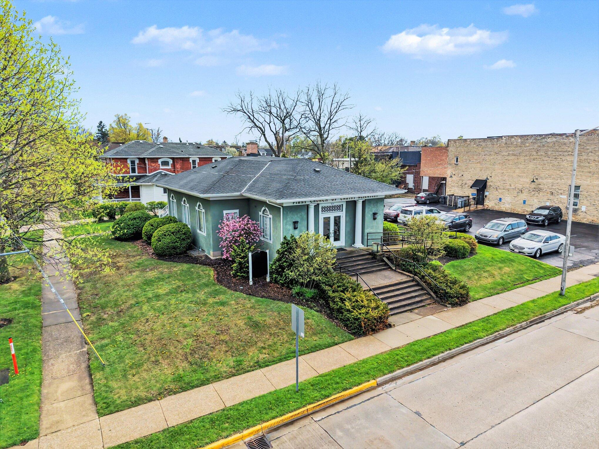 624 Phoenix Street South Haven MI 49090