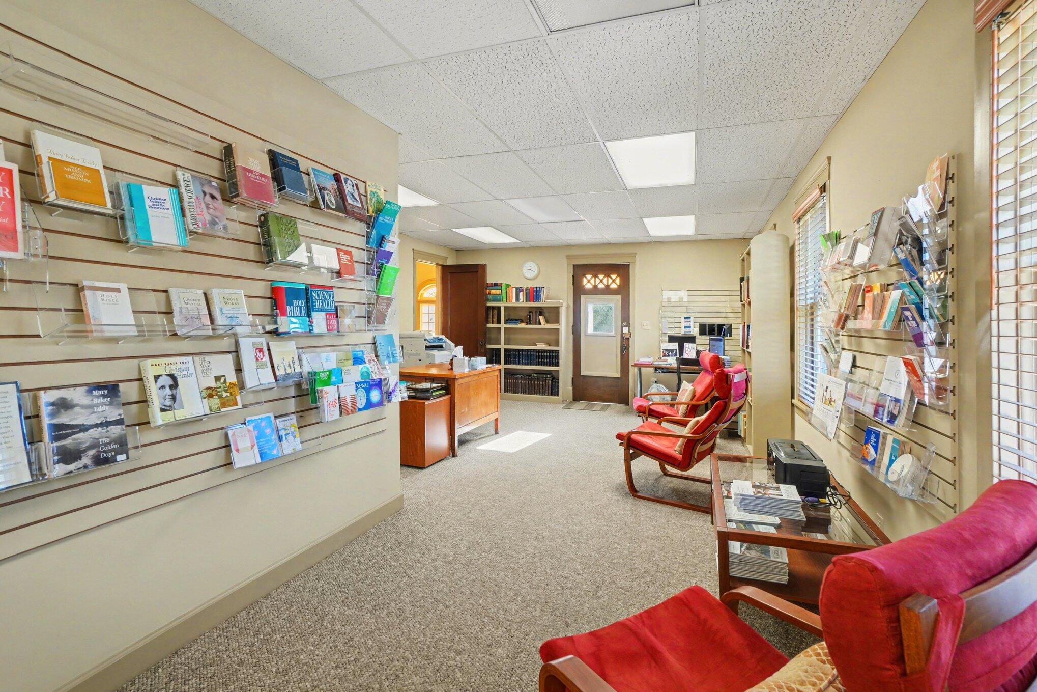 624 Phoenix Street South Haven MI 49090