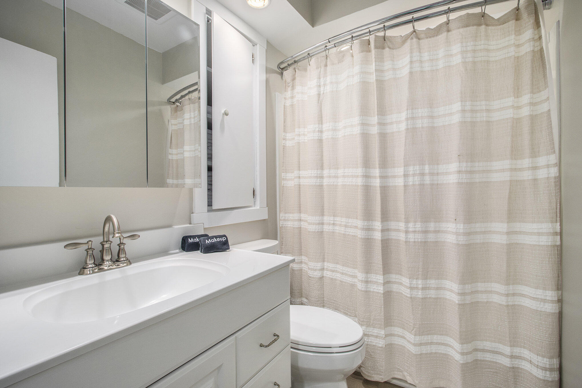 3312 Lincoln Street Norton Shores MI 49441