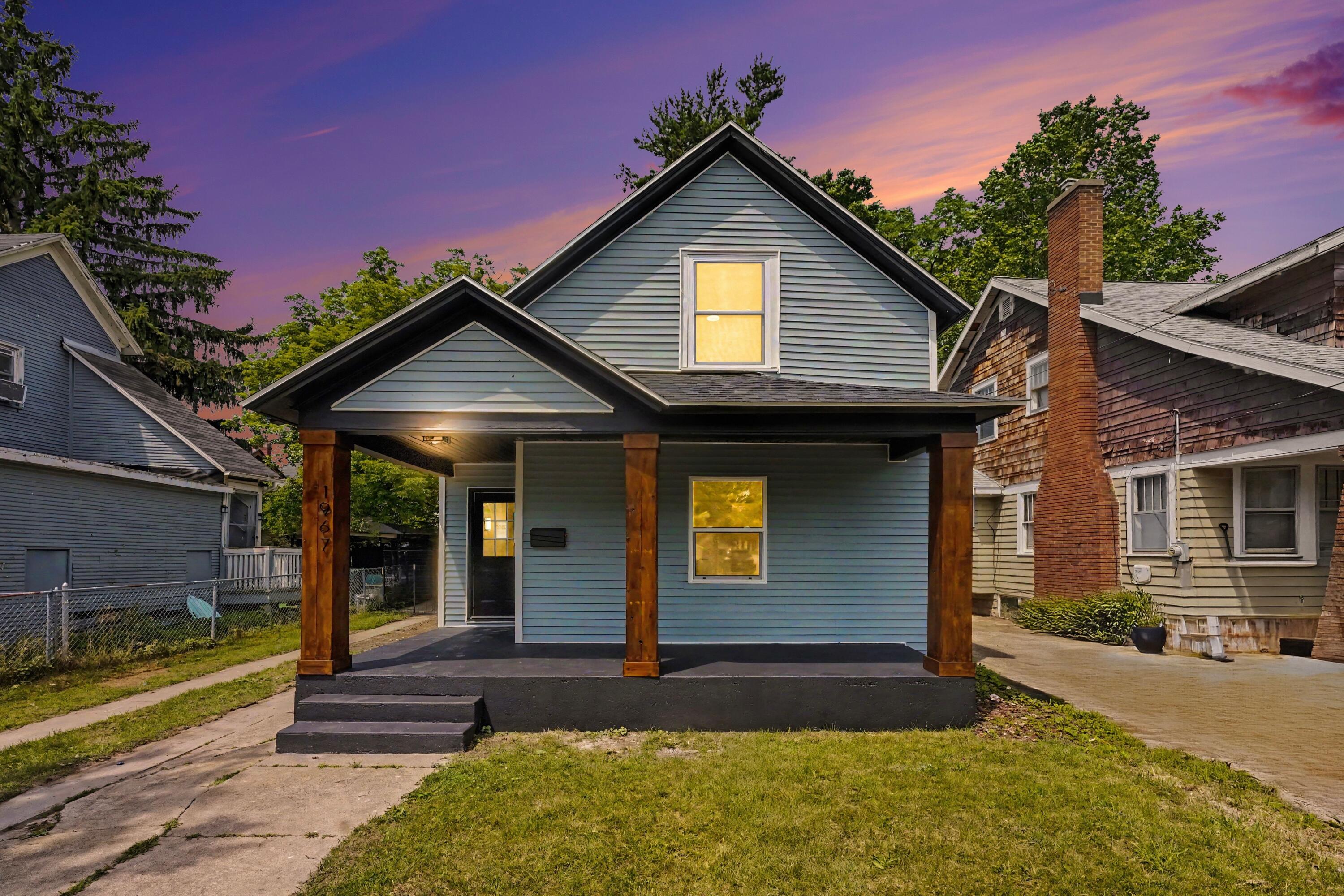 1967 Francis Avenue SE Grand Rapids MI 49507