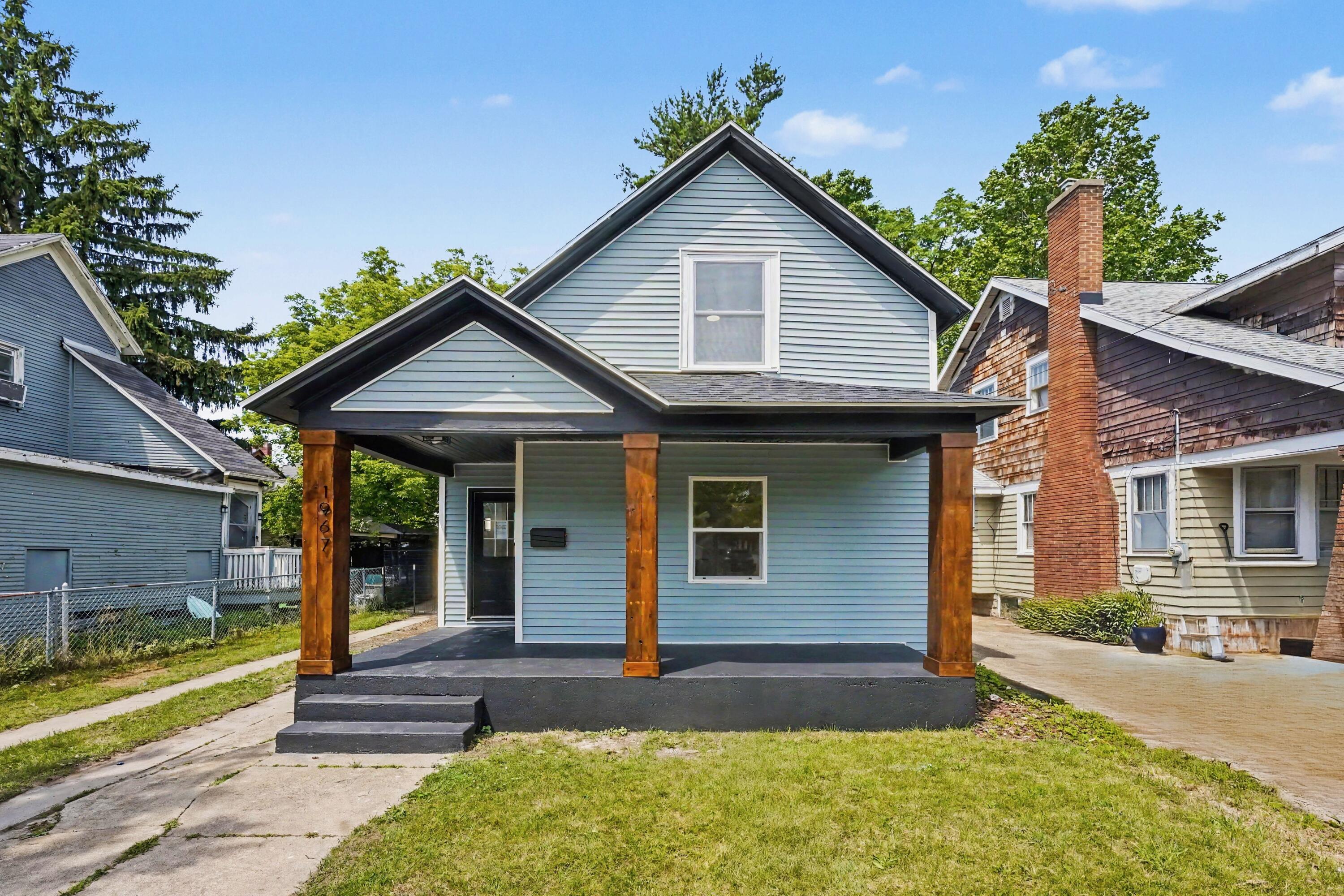 1967 Francis Avenue SE Grand Rapids MI 49507