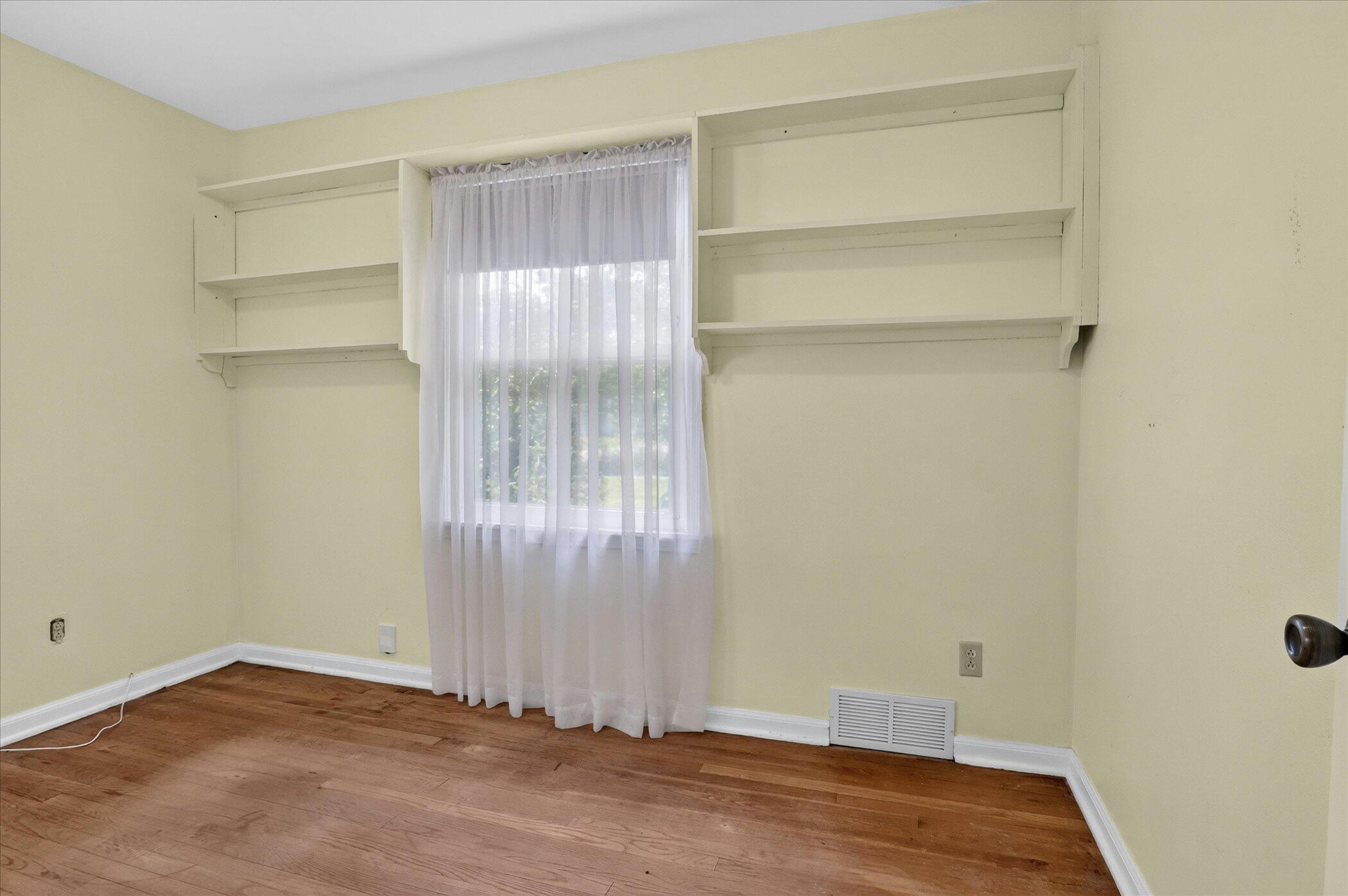 1446 Eagle Street Niles MI 49120