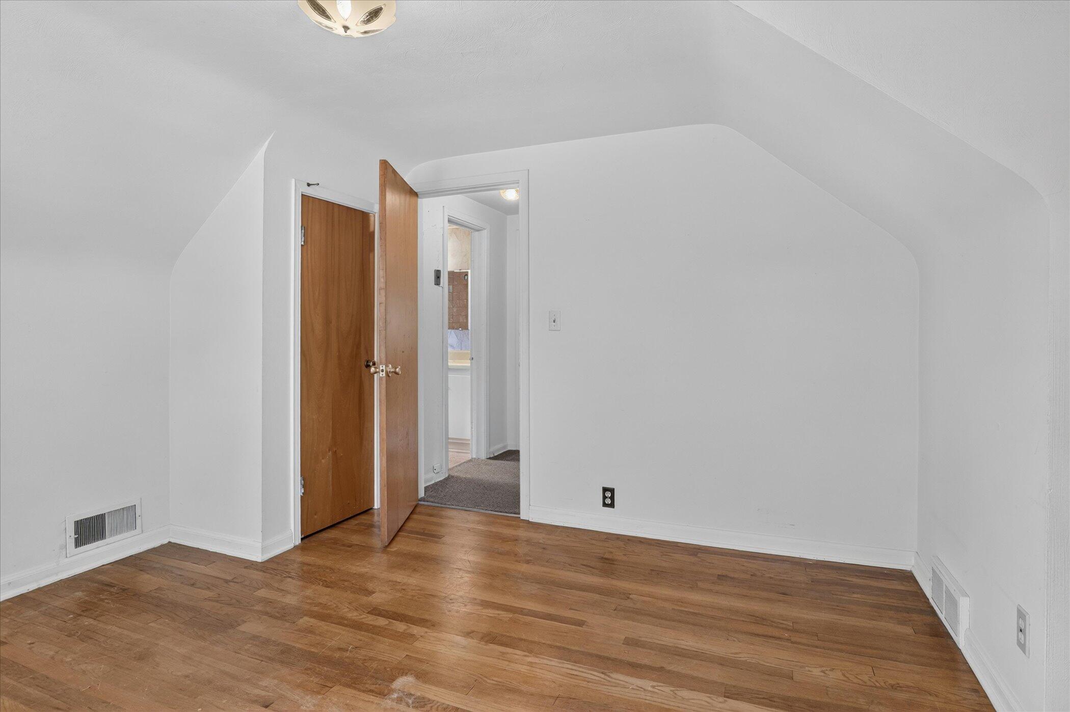 1446 Eagle Street Niles MI 49120