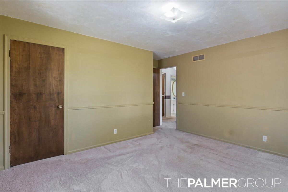271 Brook Lane Avenue Holland MI 49423