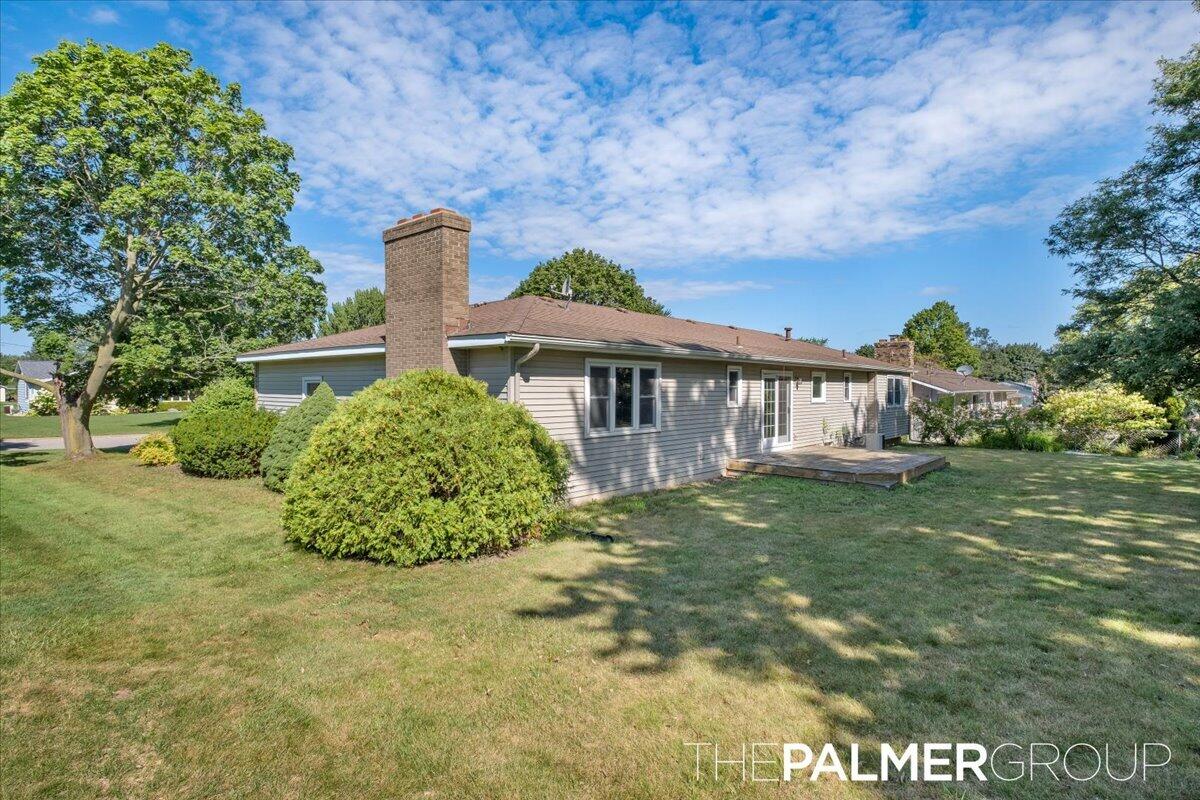 271 Brook Lane Avenue Holland MI 49423