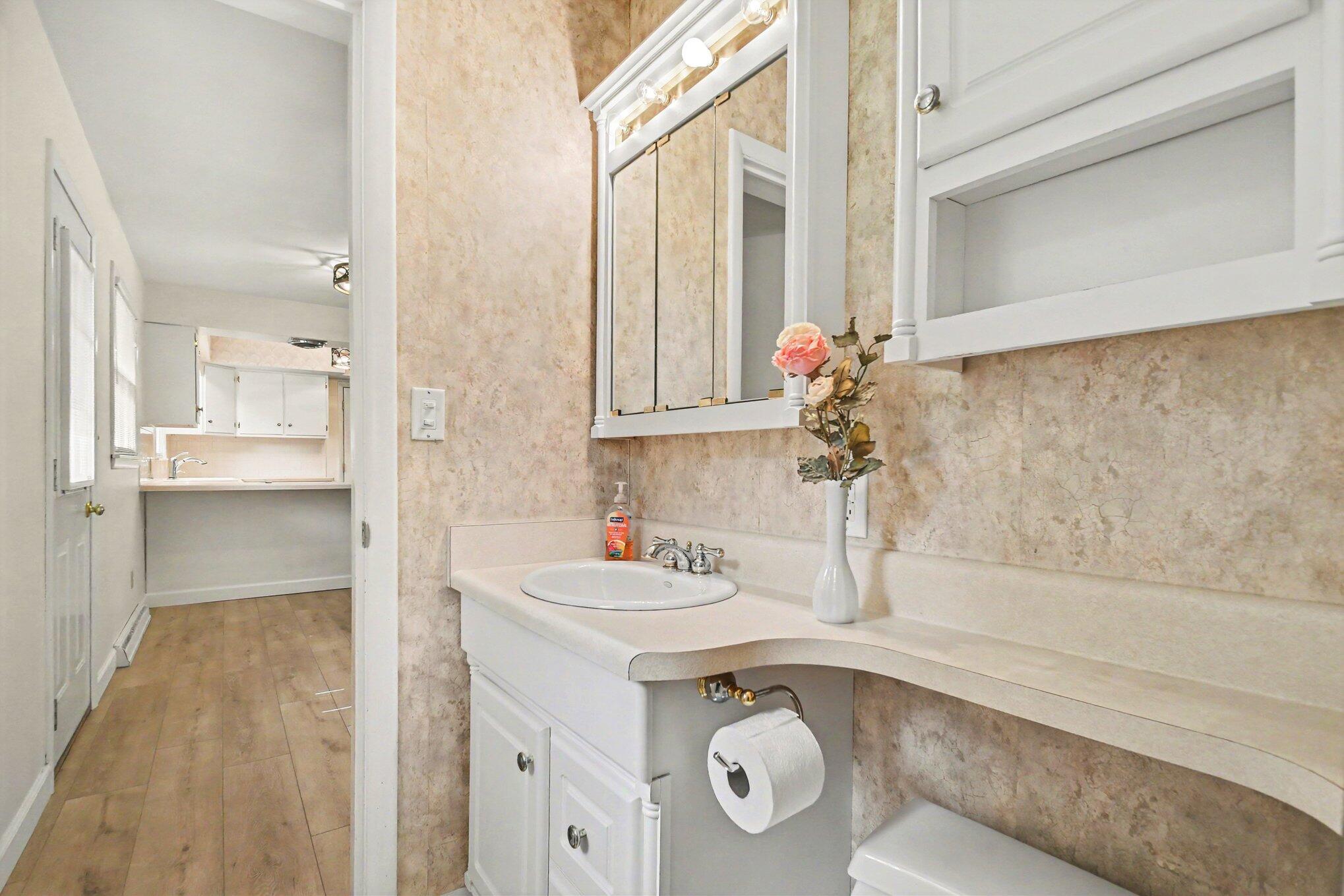 1892 Maple Lane Benton Harbor MI 49022