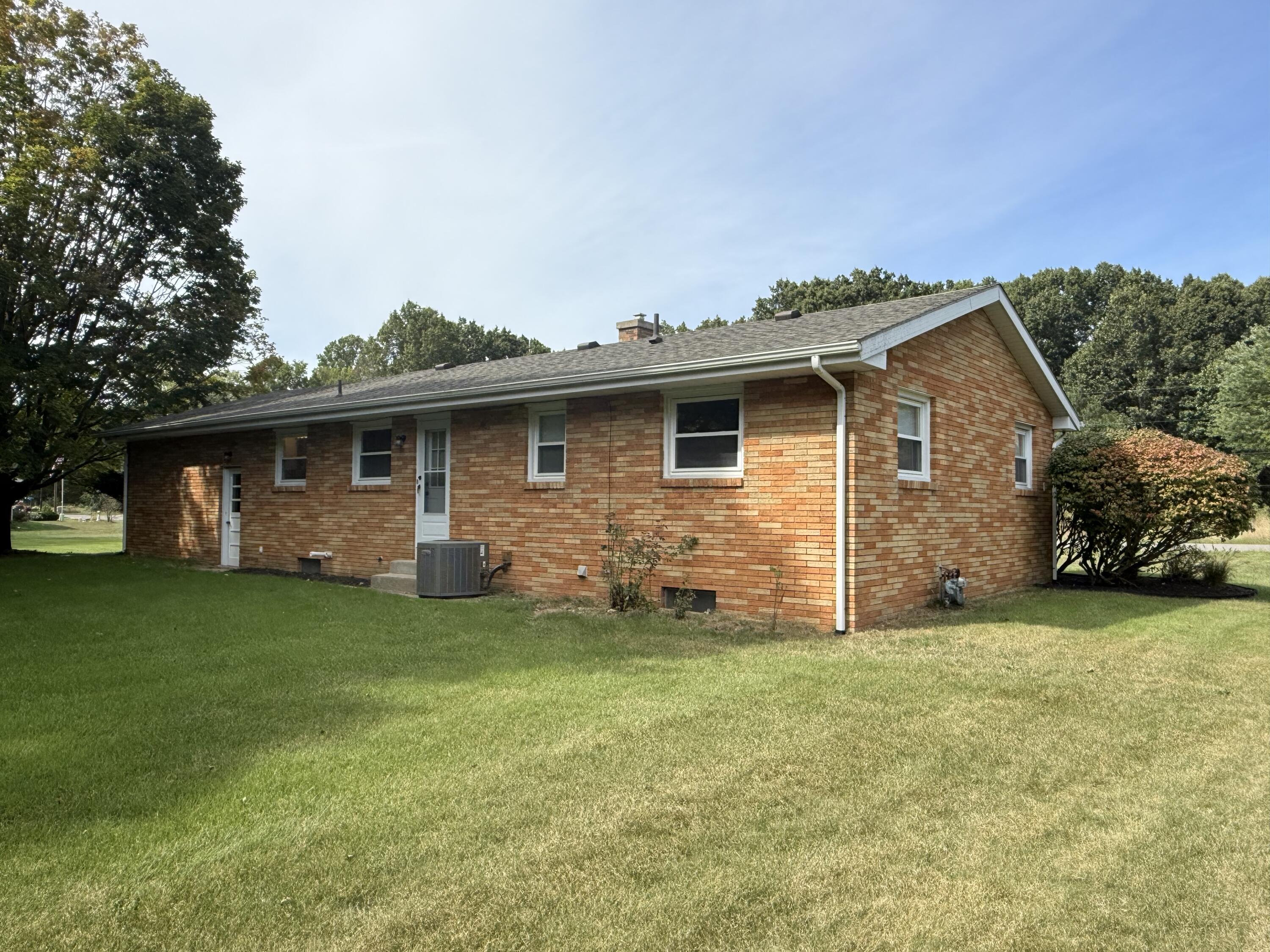 1892 Maple Lane Benton Harbor MI 49022