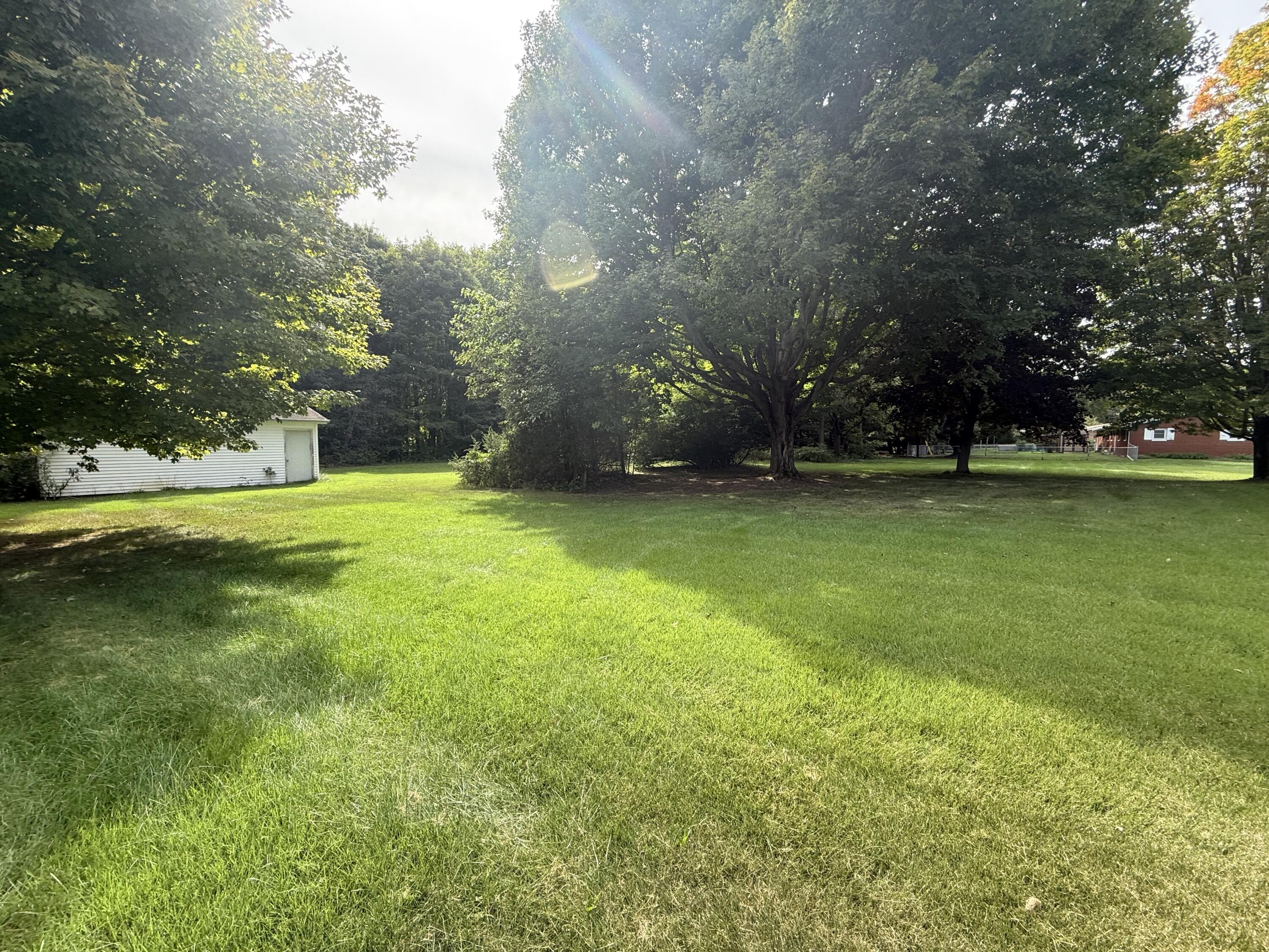 1892 Maple Lane Benton Harbor MI 49022