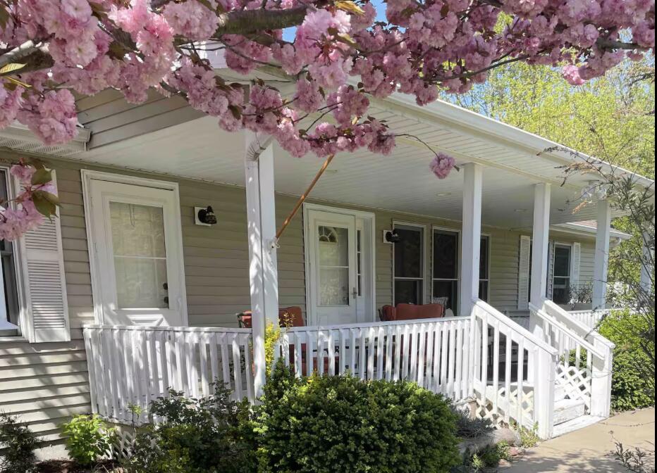 6675 122nd Avenue Fennville MI 49408