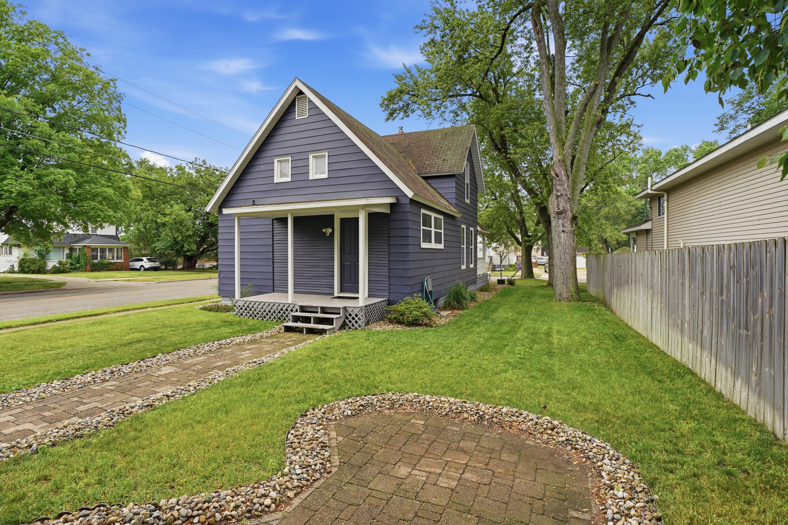 1143 SE Hazen Street SE Grand Rapids MI 49507