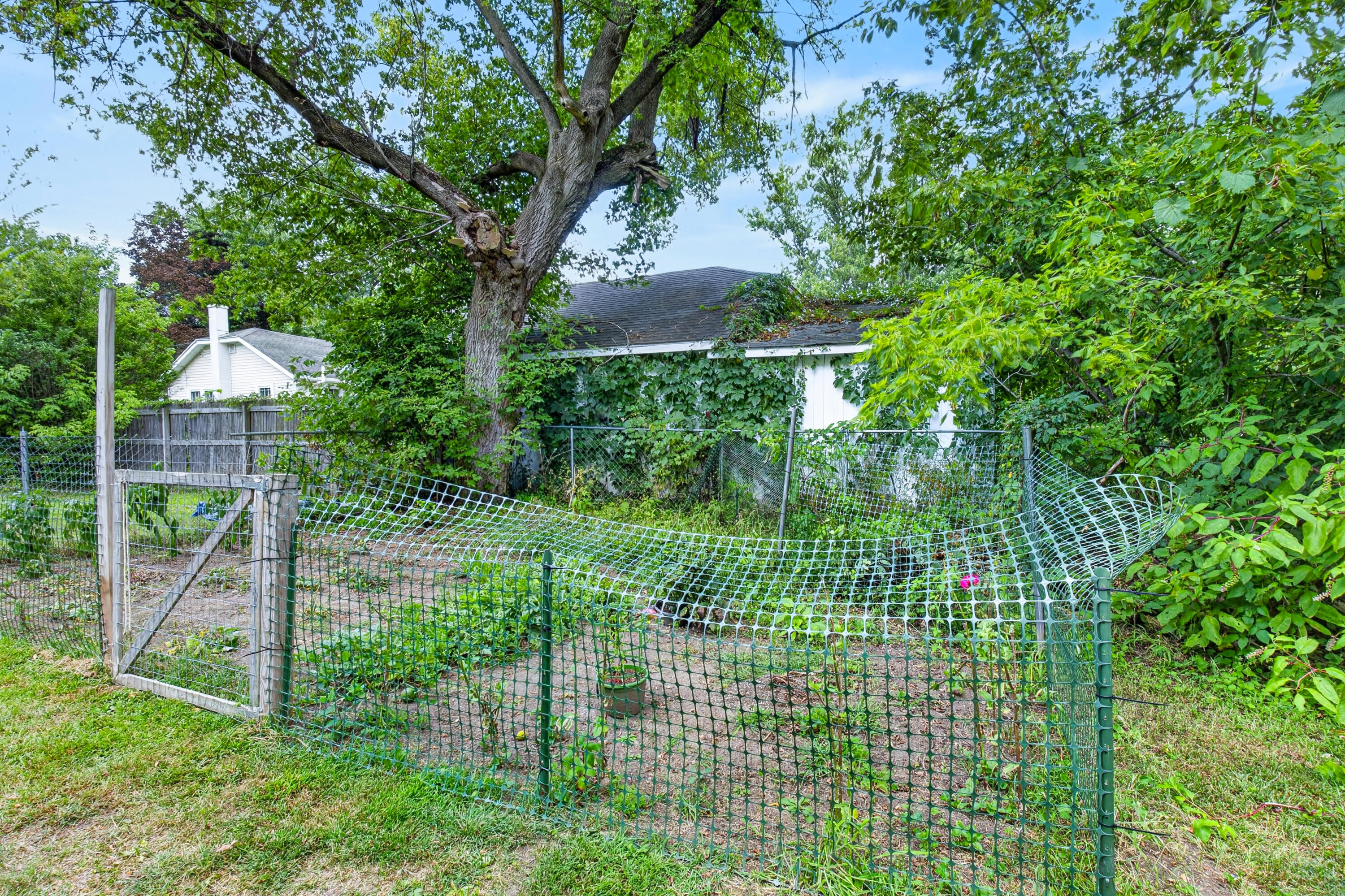 5919 Mount Vernon Avenue Portage MI 49024