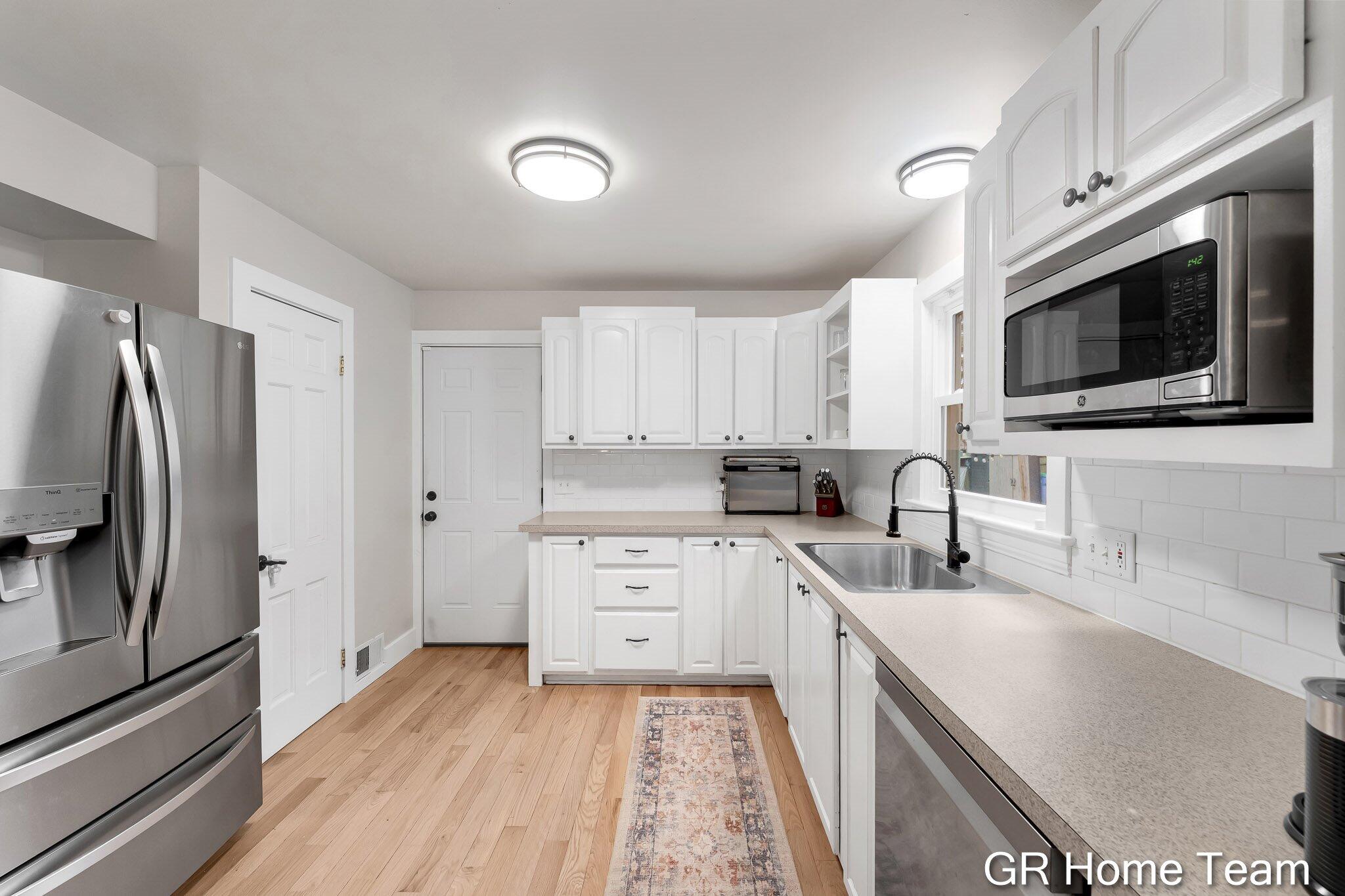 1619 Millbrook Street SE Grand Rapids MI 49508