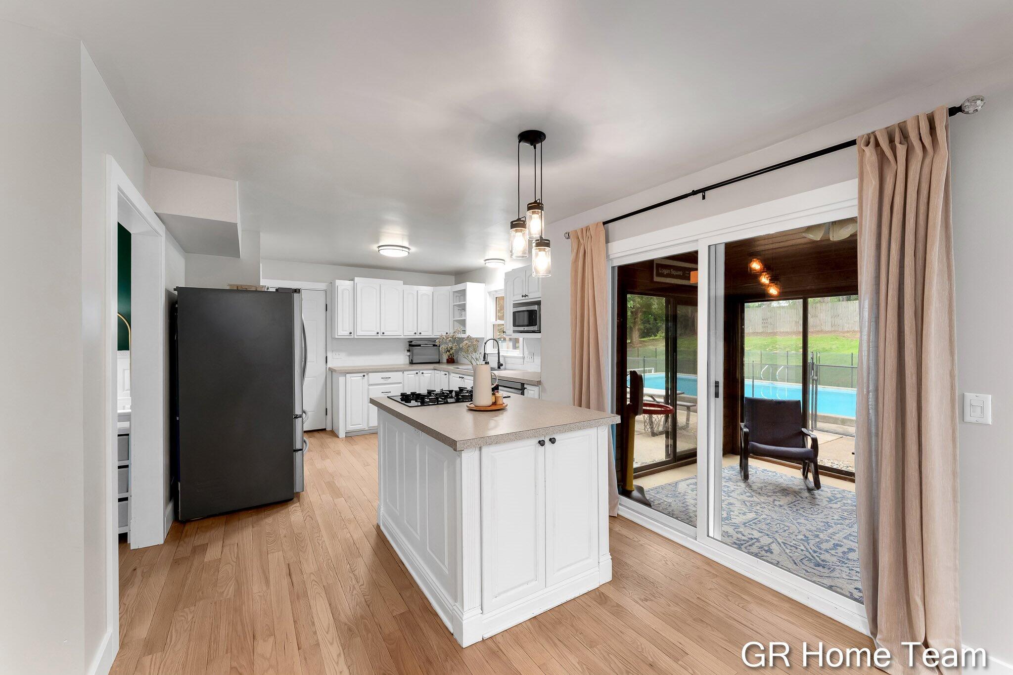 1619 Millbrook Street SE Grand Rapids MI 49508