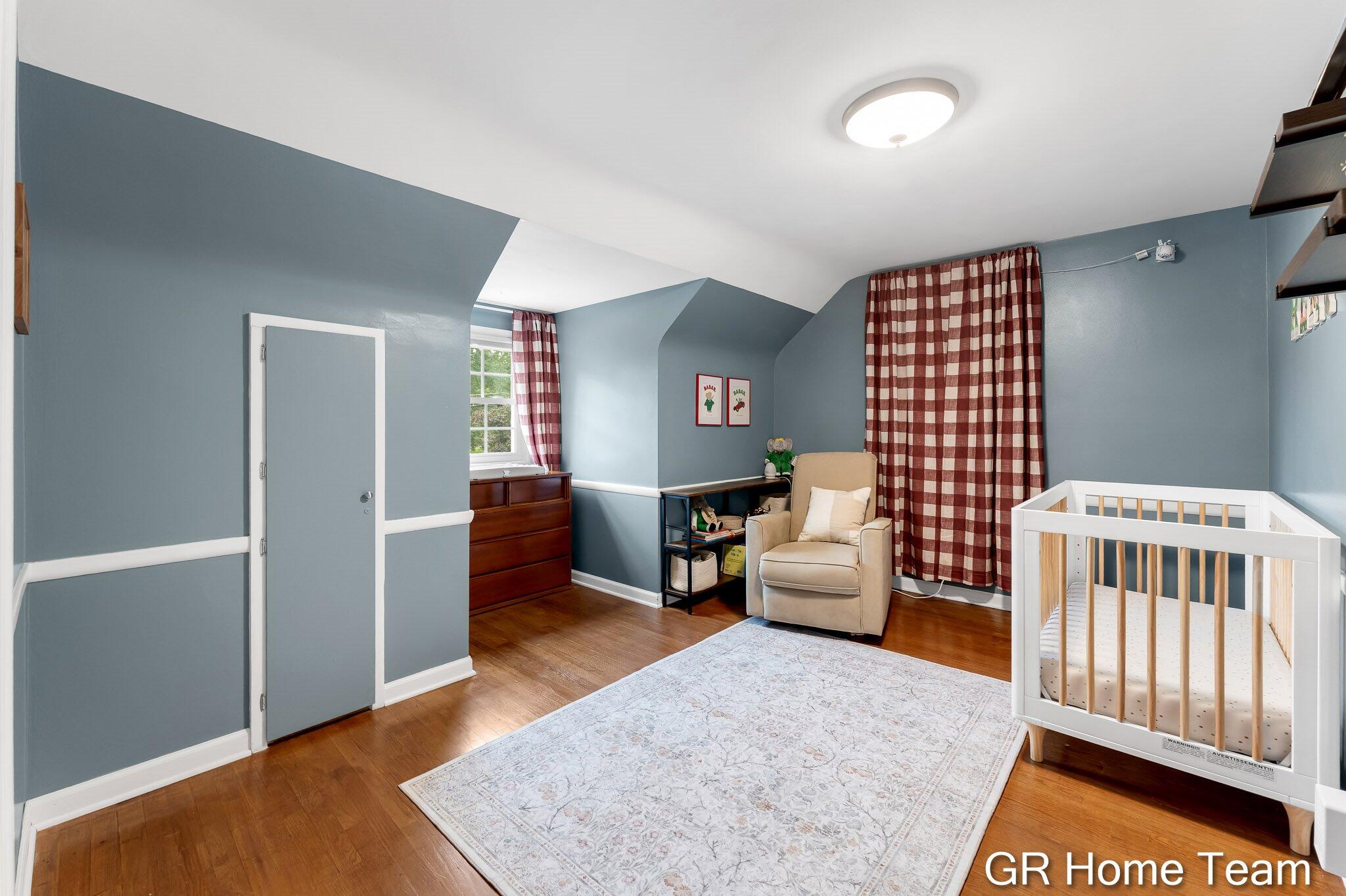 1619 Millbrook Street SE Grand Rapids MI 49508