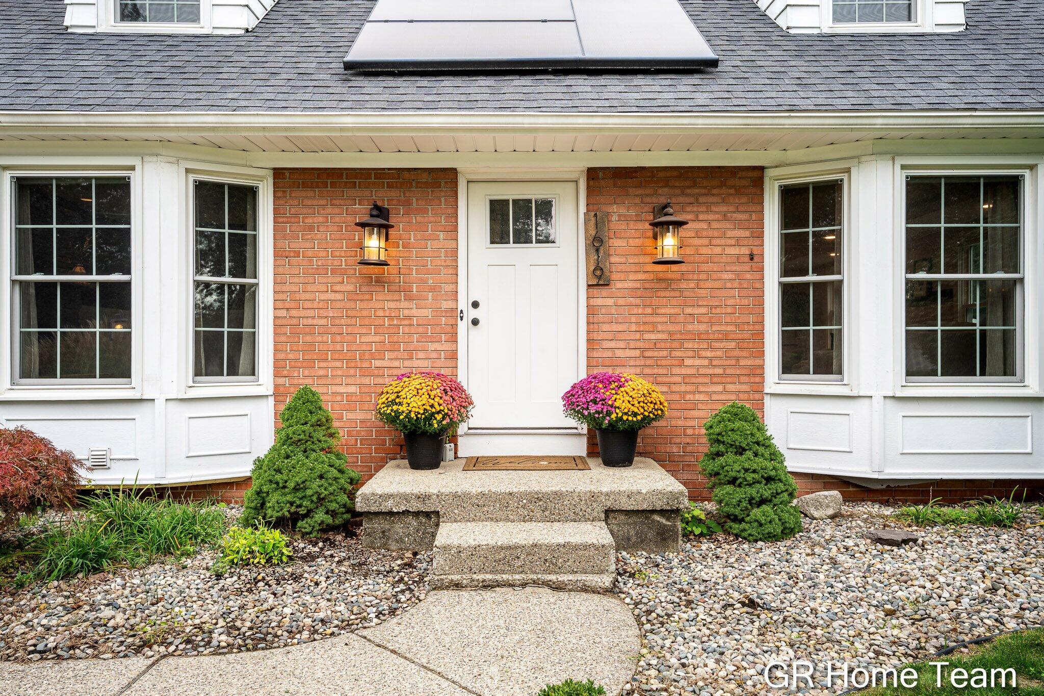 1619 Millbrook Street SE Grand Rapids MI 49508