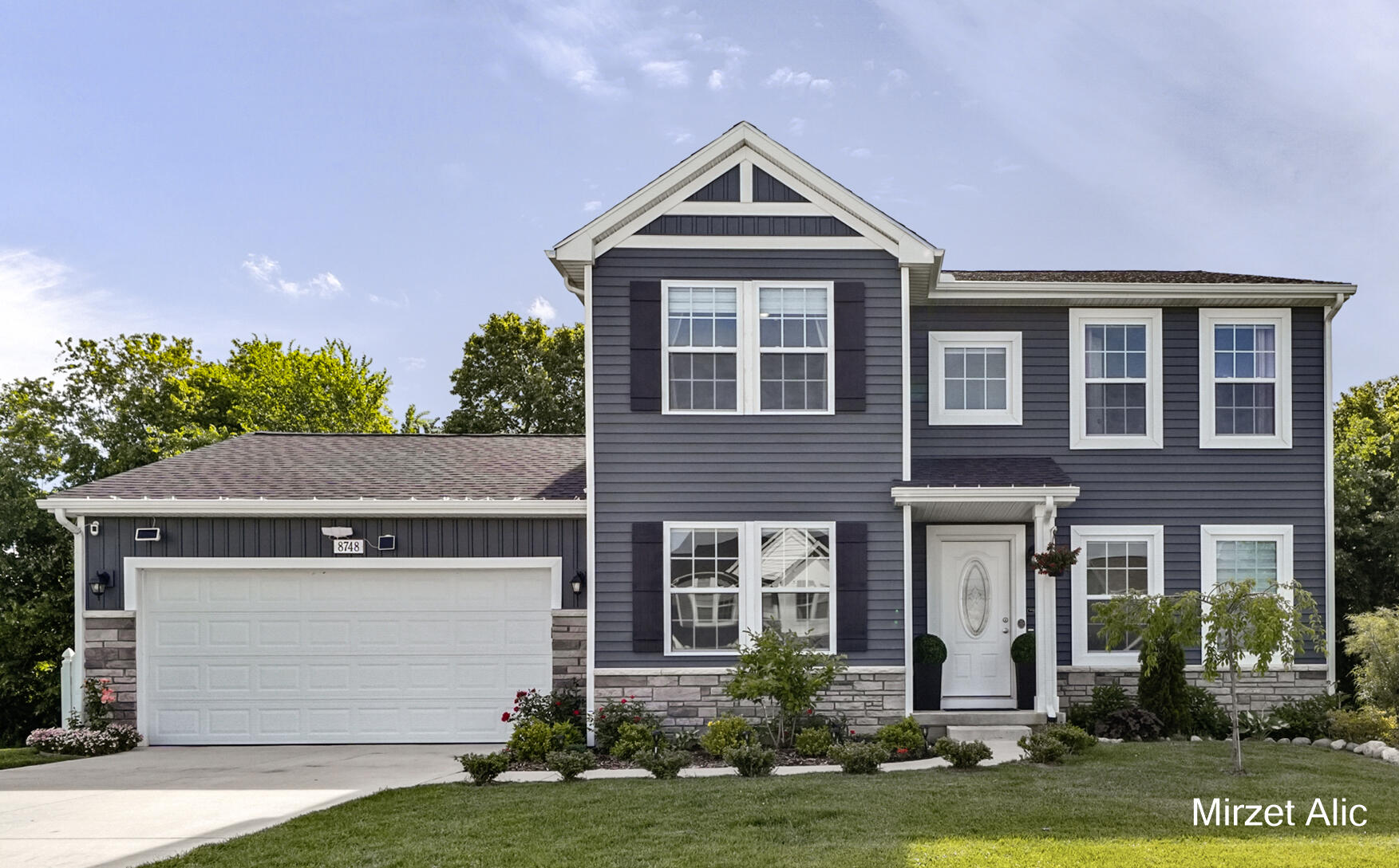 8748 Prairie Stone Drive SW Byron Center MI 49315