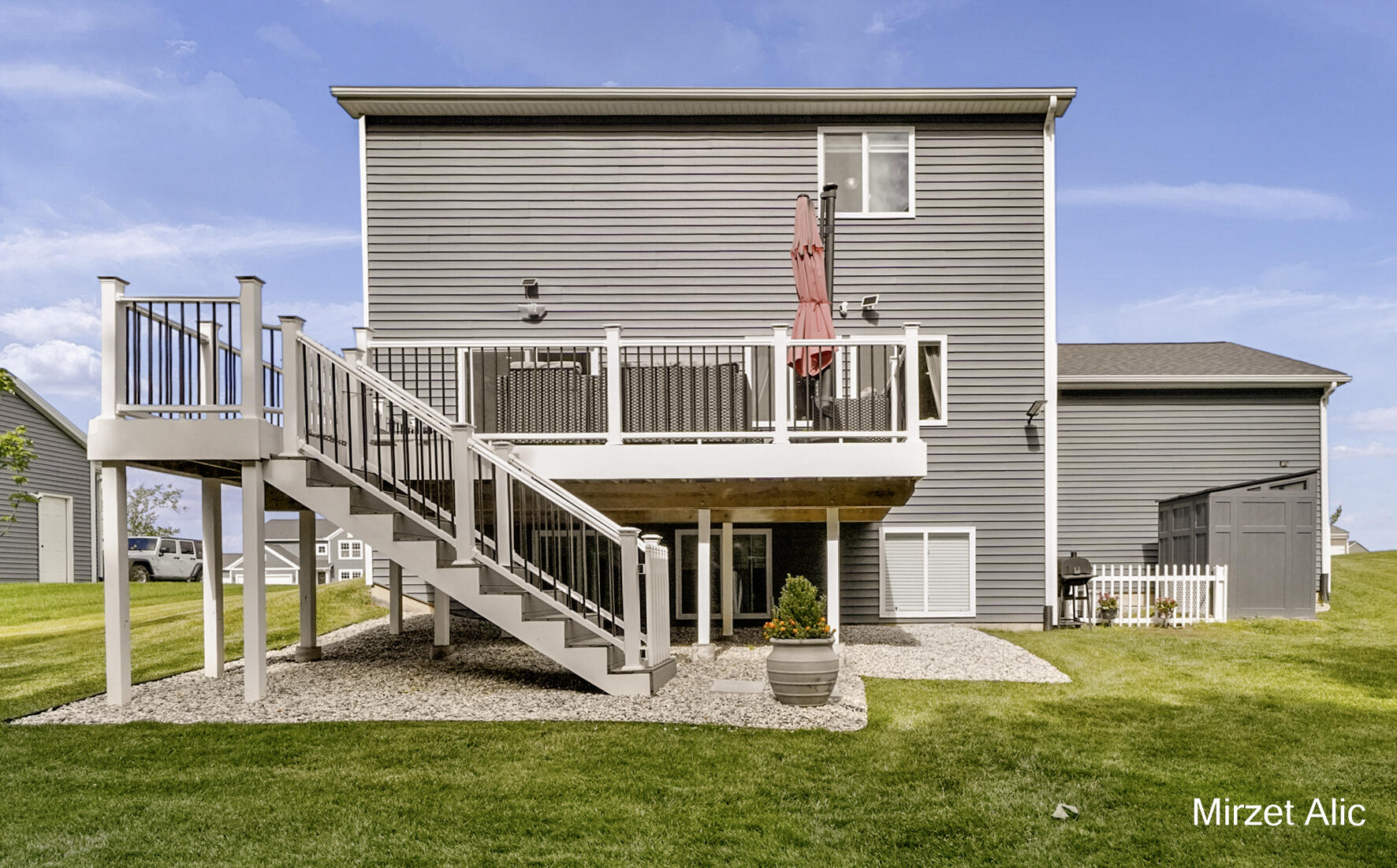 8748 Prairie Stone Drive SW Byron Center MI 49315