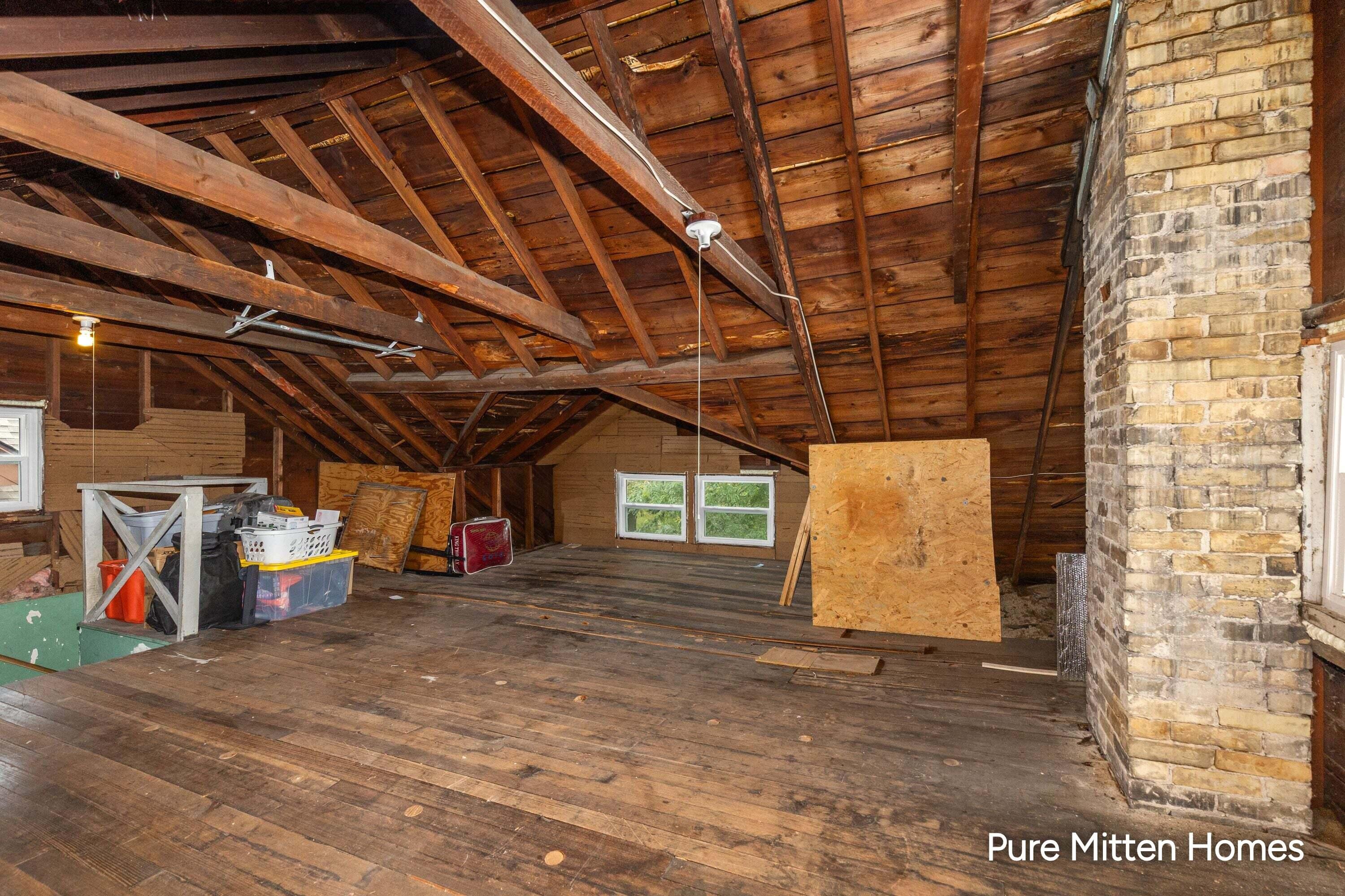 1543 Turner Avenue Grand Rapids MI 49504