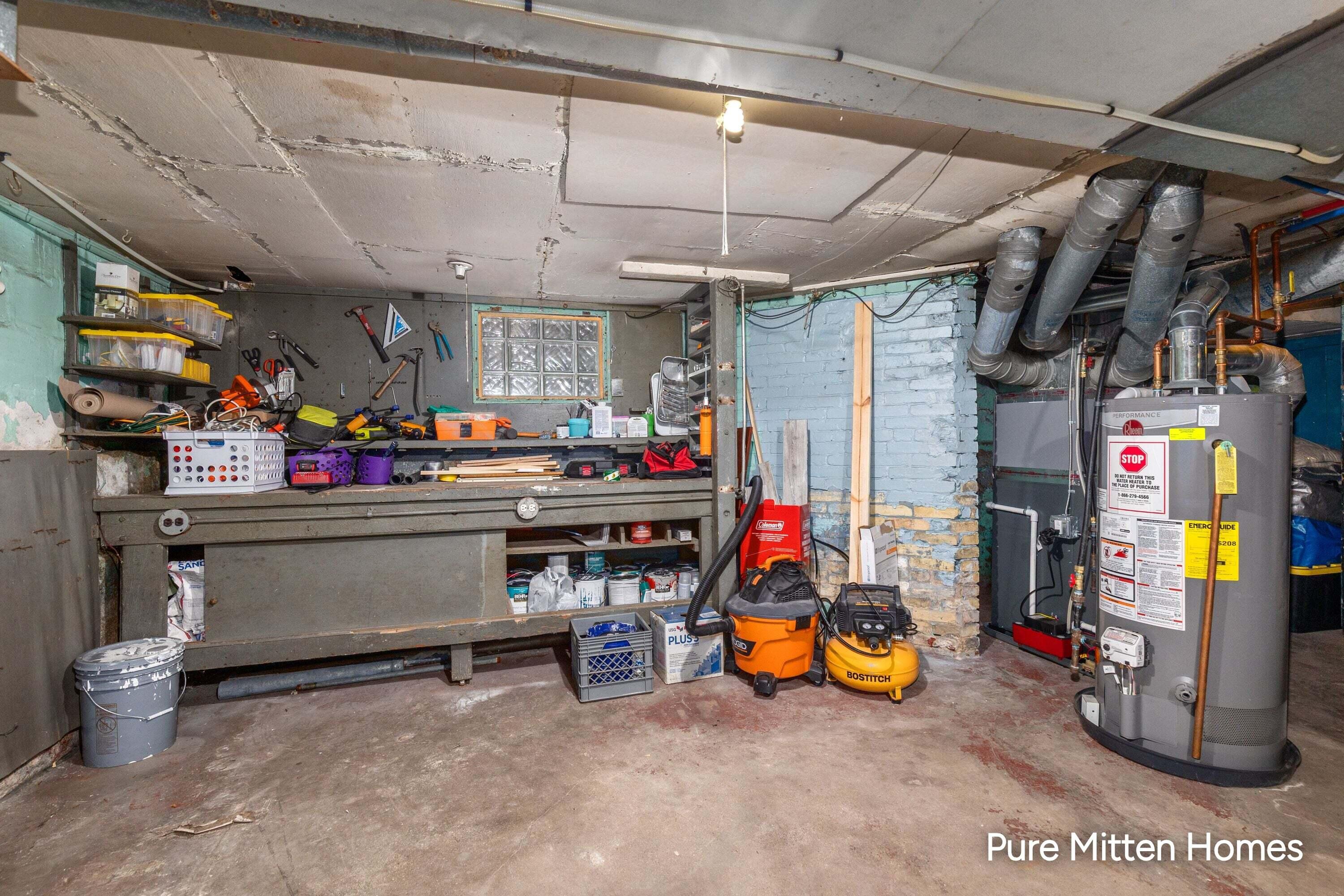 1543 Turner Avenue Grand Rapids MI 49504