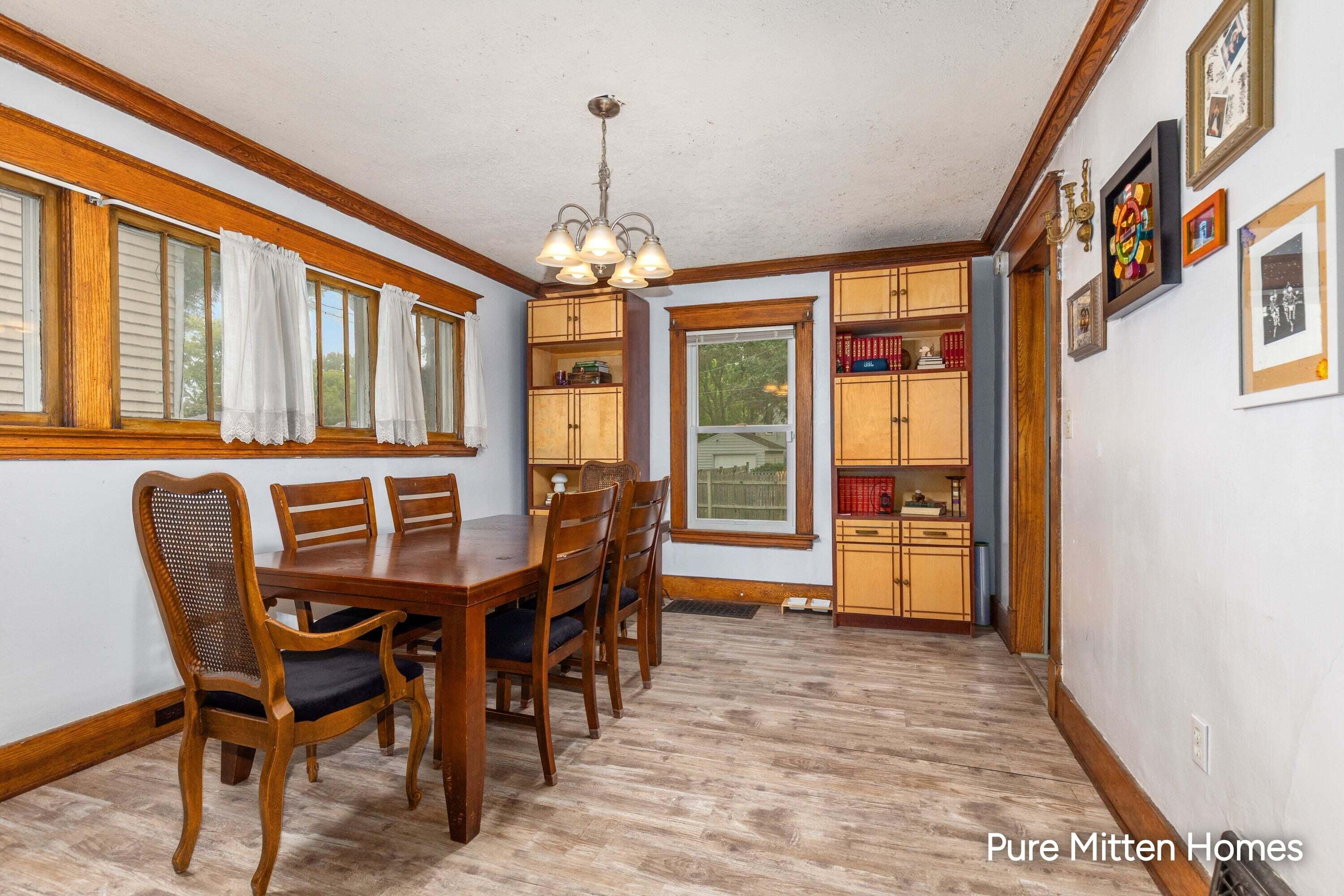 1543 Turner Avenue Grand Rapids MI 49504