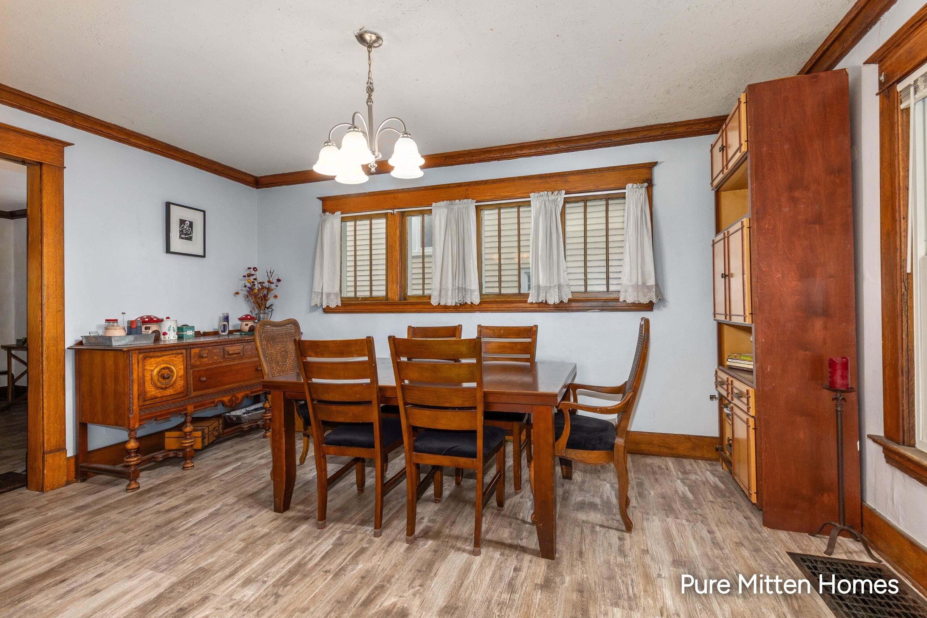 1543 Turner Avenue Grand Rapids MI 49504