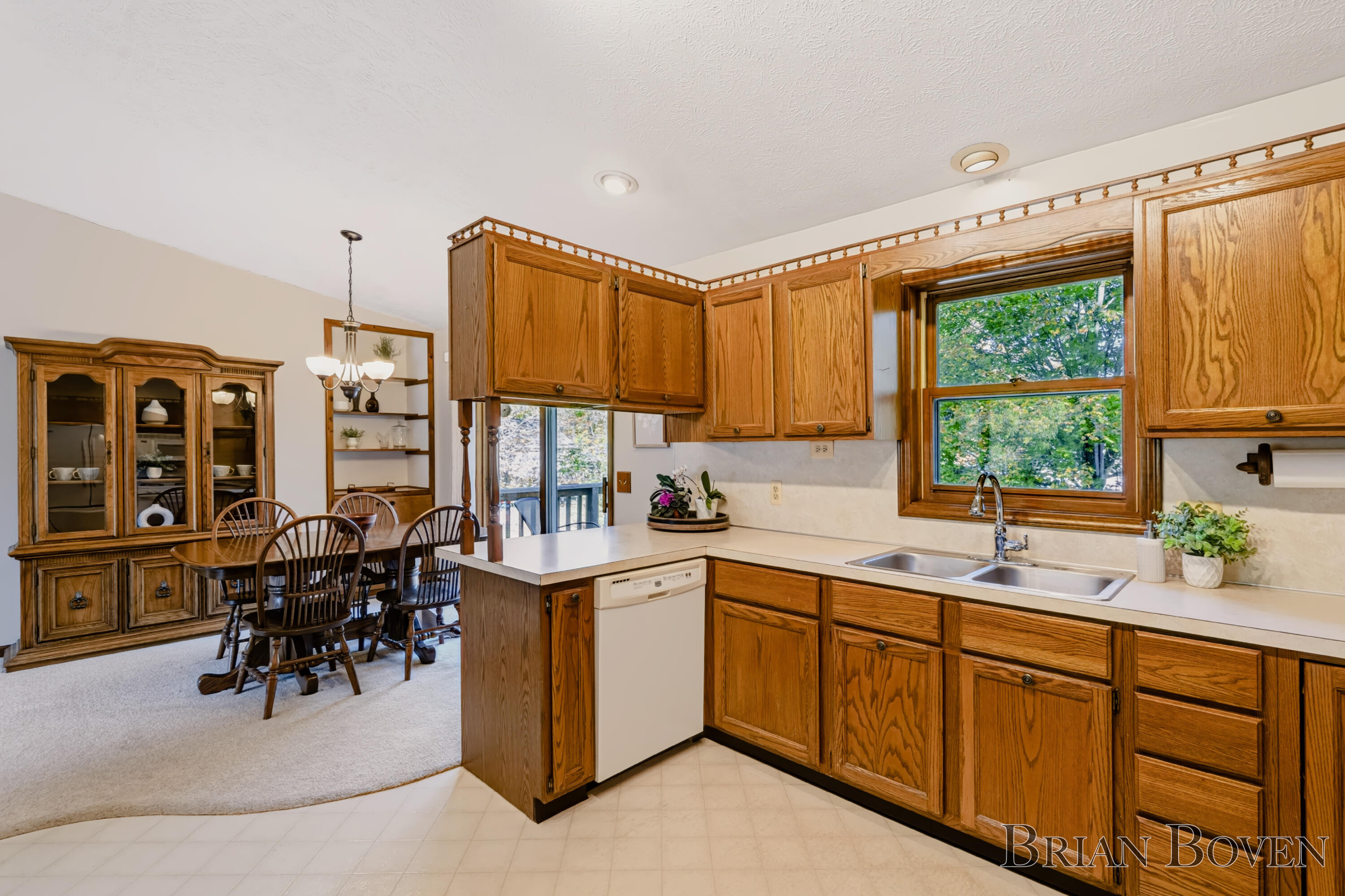 1568 Gridley Avenue NW Grand Rapids MI 49534