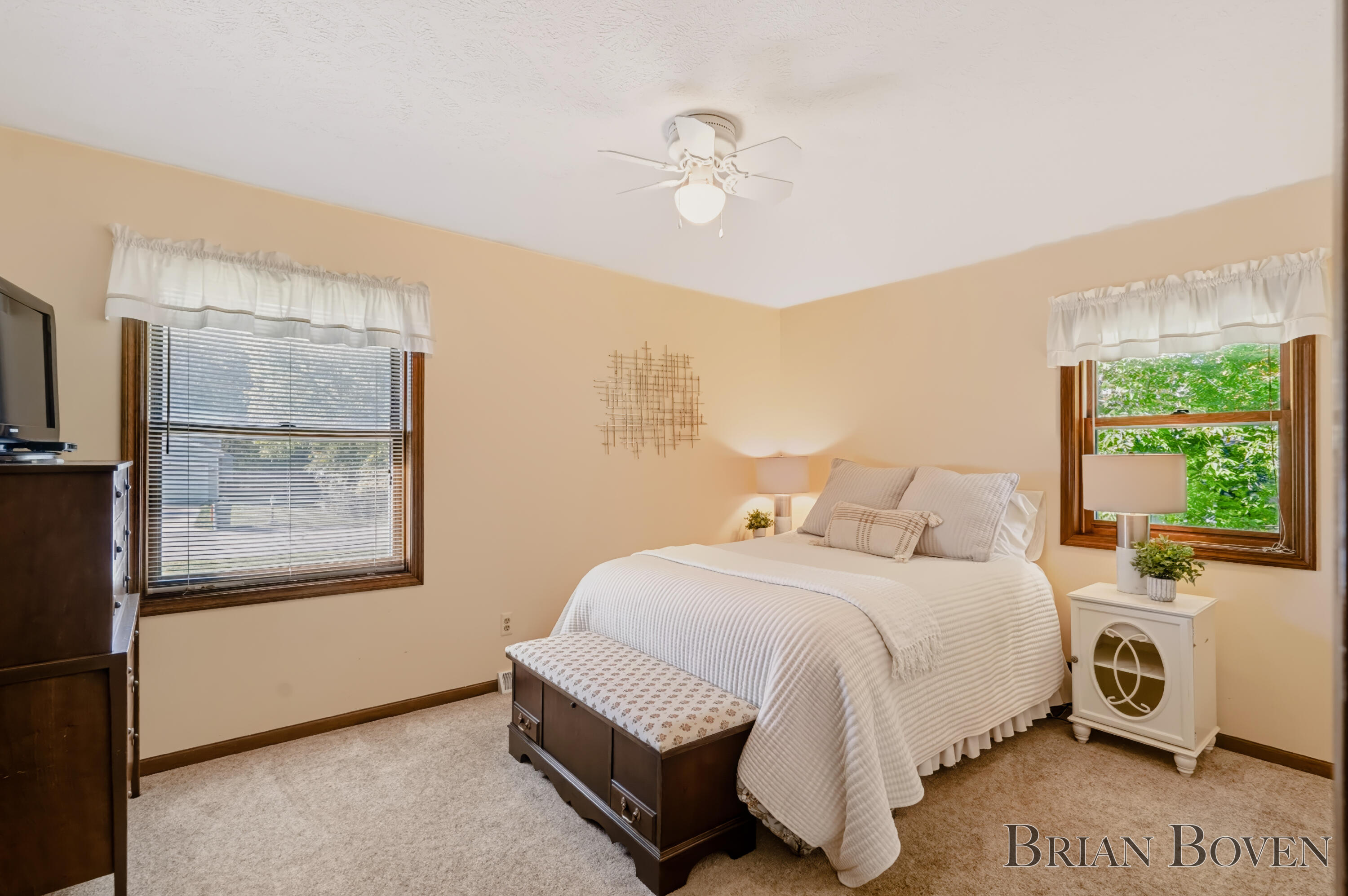 1568 Gridley Avenue NW Grand Rapids MI 49534