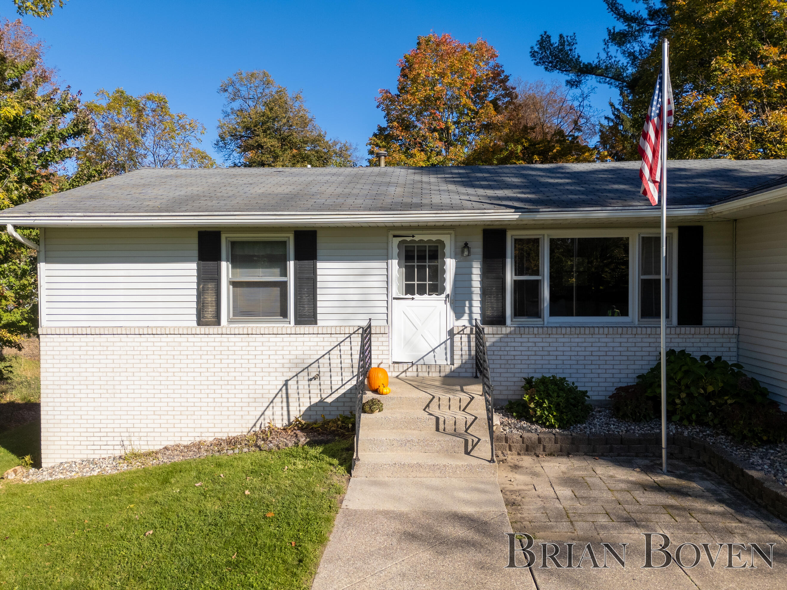 1568 Gridley Avenue NW Grand Rapids MI 49534