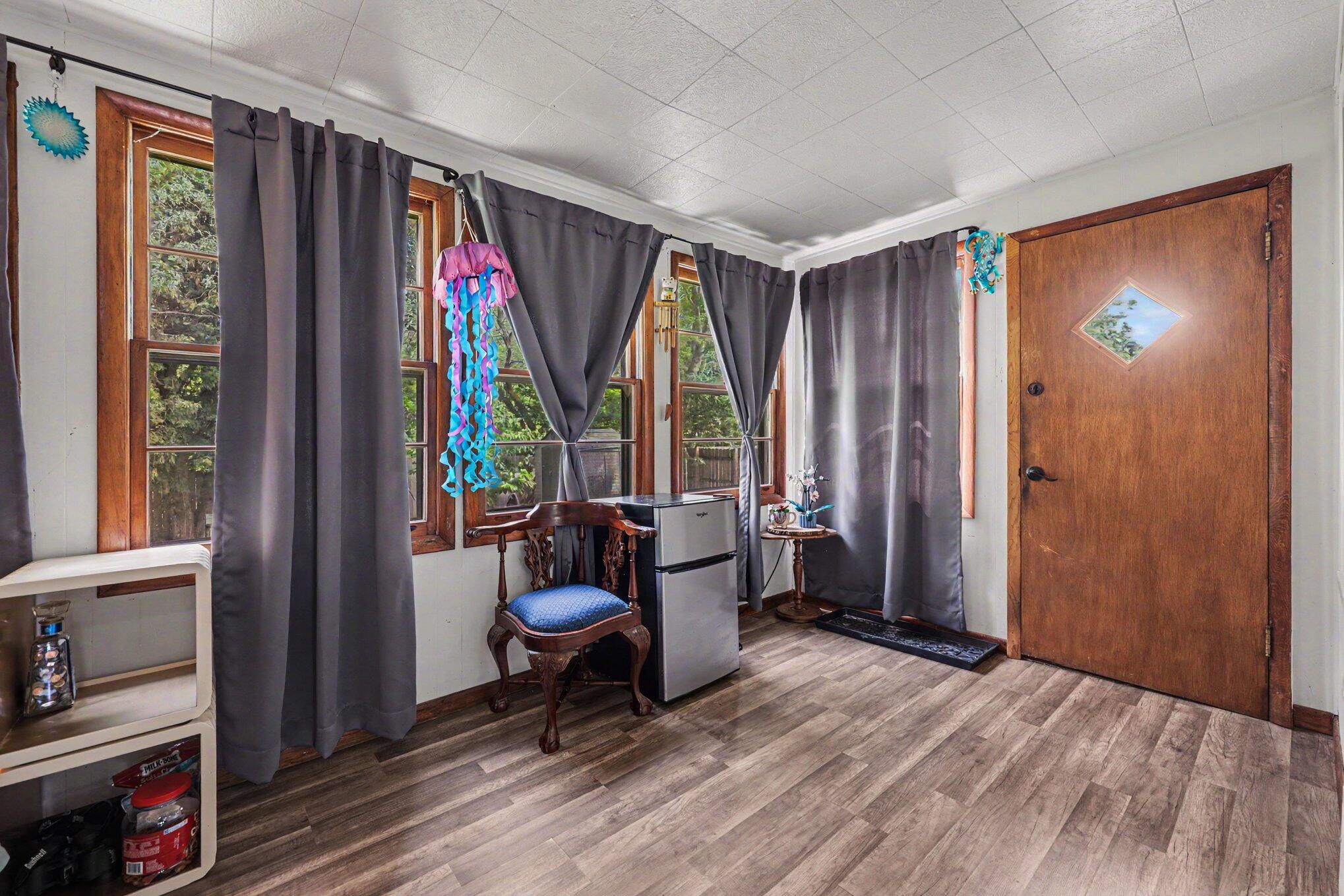 721 Parkway Drive NE Grand Rapids MI 49525