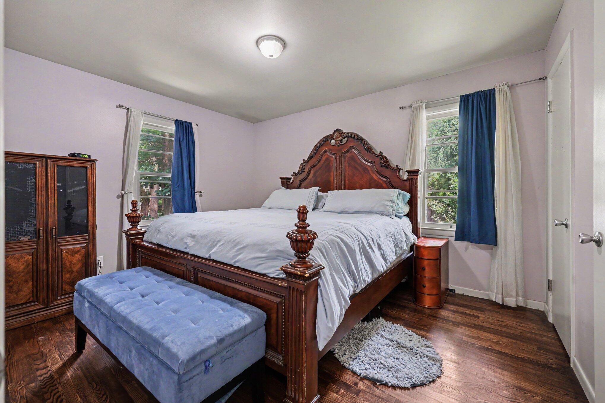 721 Parkway Drive NE Grand Rapids MI 49525