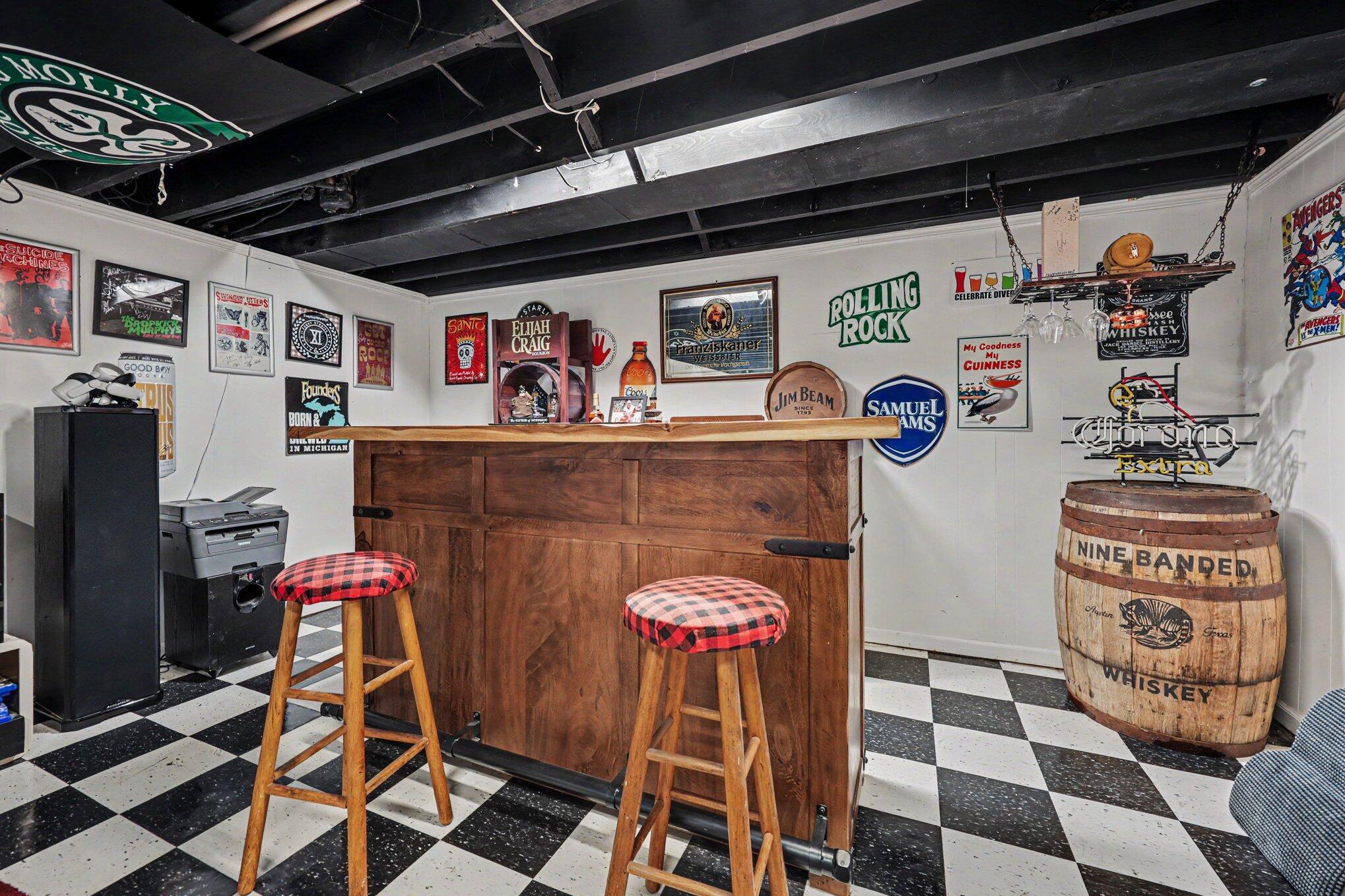 721 Parkway Drive NE Grand Rapids MI 49525