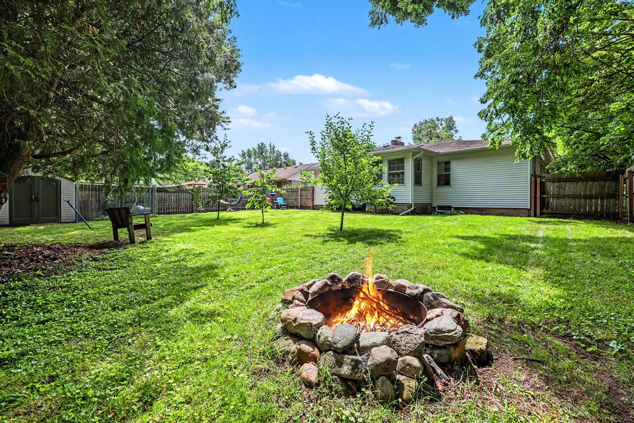 721 Parkway Drive NE Grand Rapids MI 49525