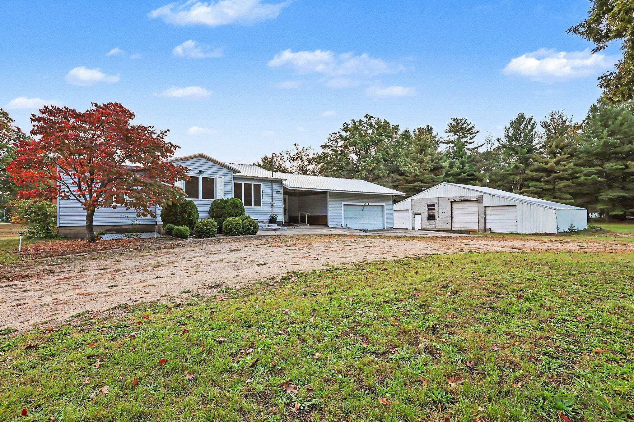 1972 S Maple Island Road Muskegon MI 49442