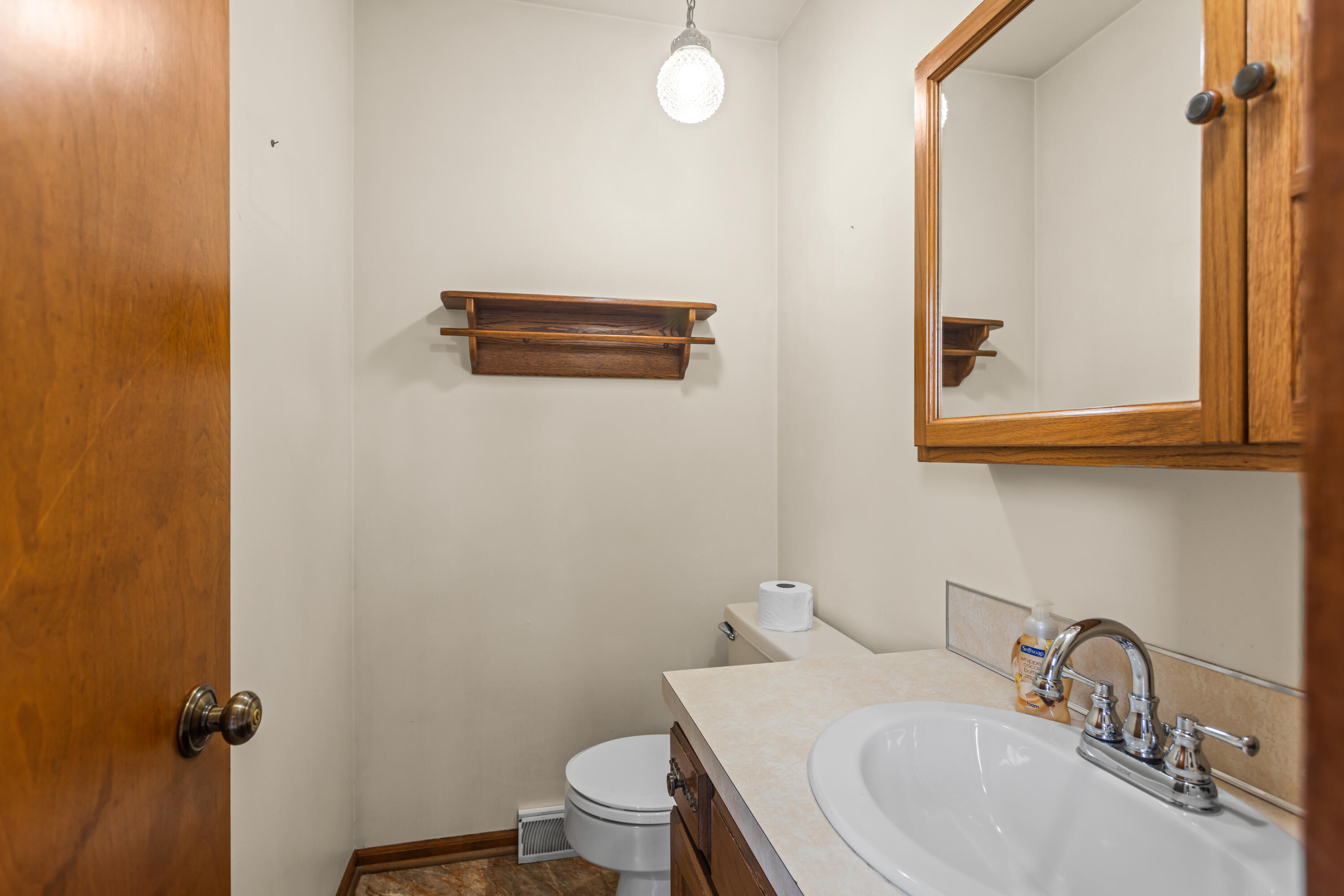 1615 Pettis Avenue NE Ada MI 49301
