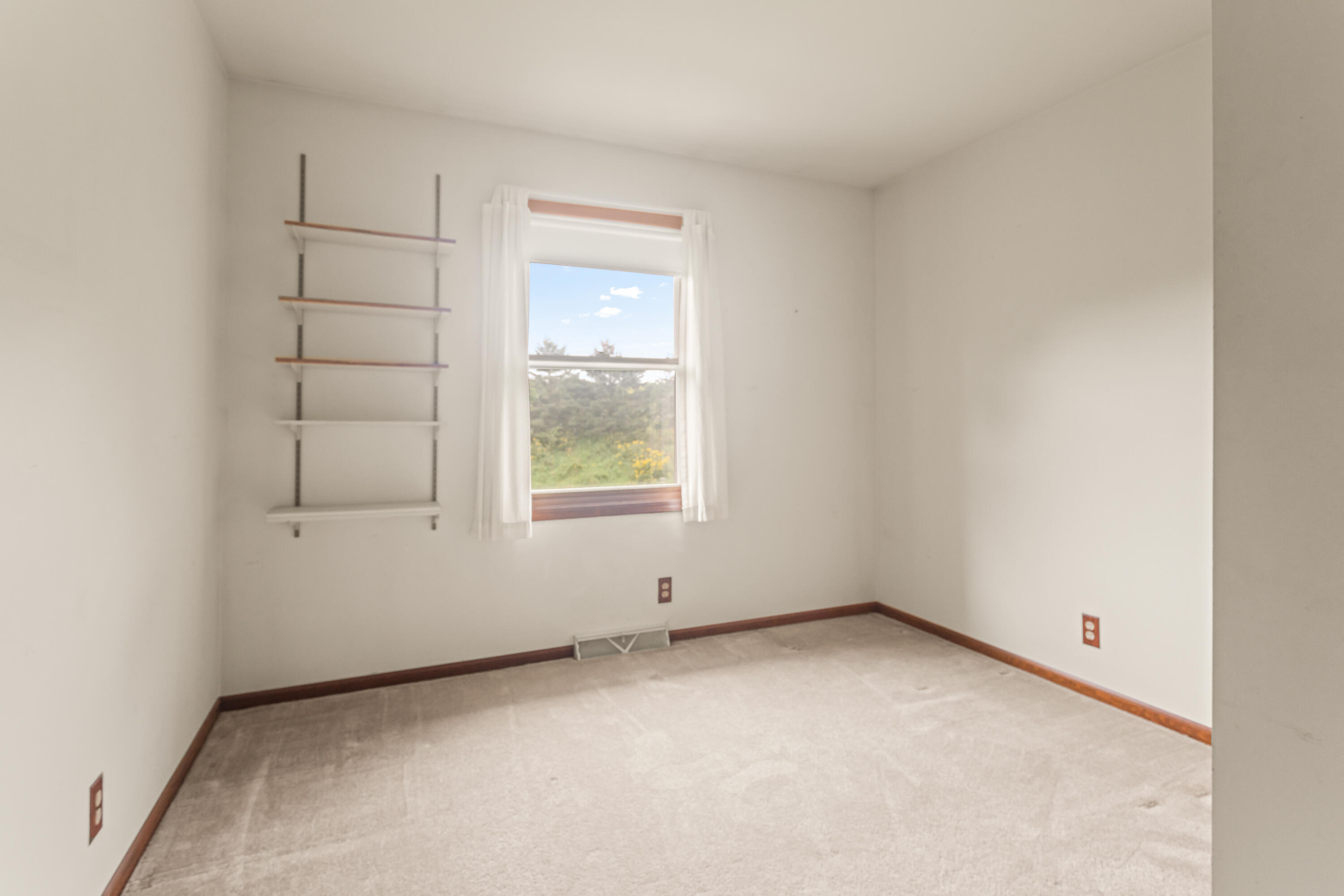 1615 Pettis Avenue NE Ada MI 49301