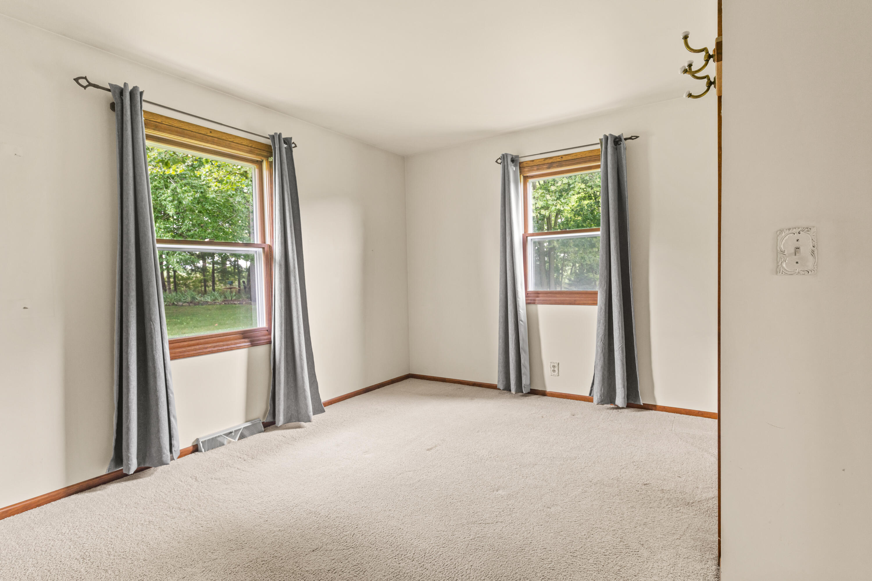 1615 Pettis Avenue NE Ada MI 49301