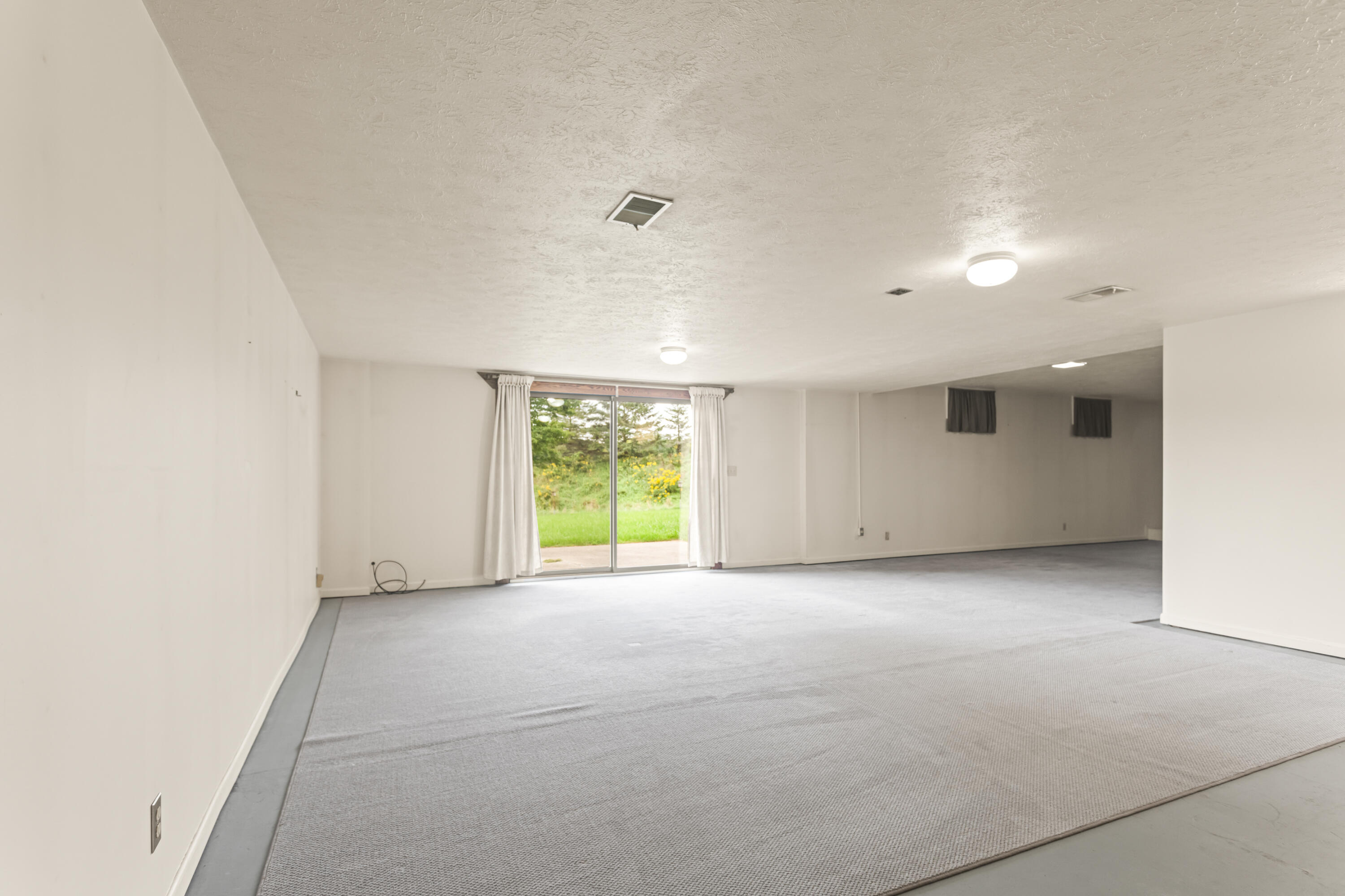 1615 Pettis Avenue NE Ada MI 49301