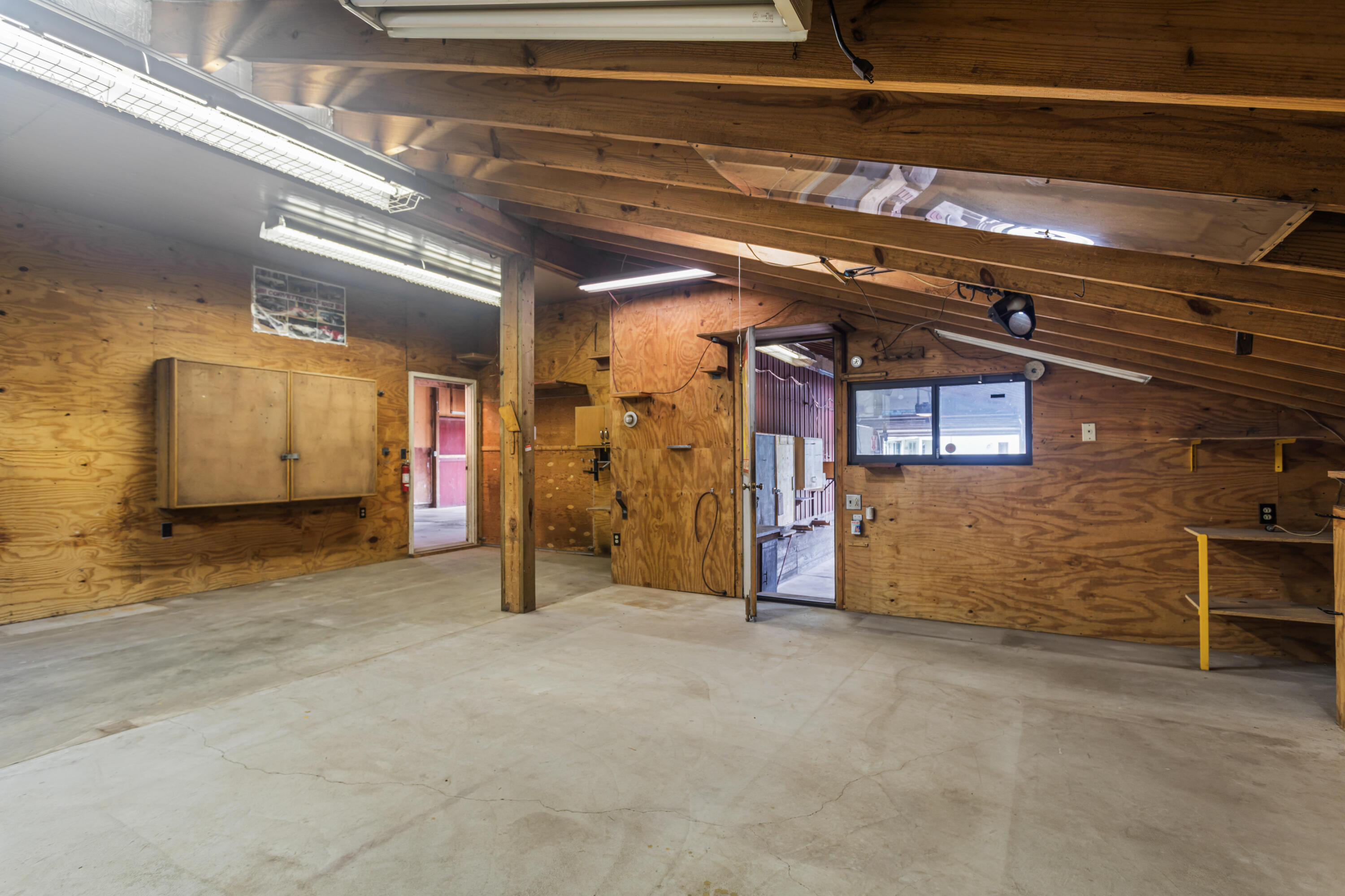 1615 Pettis Avenue NE Ada MI 49301