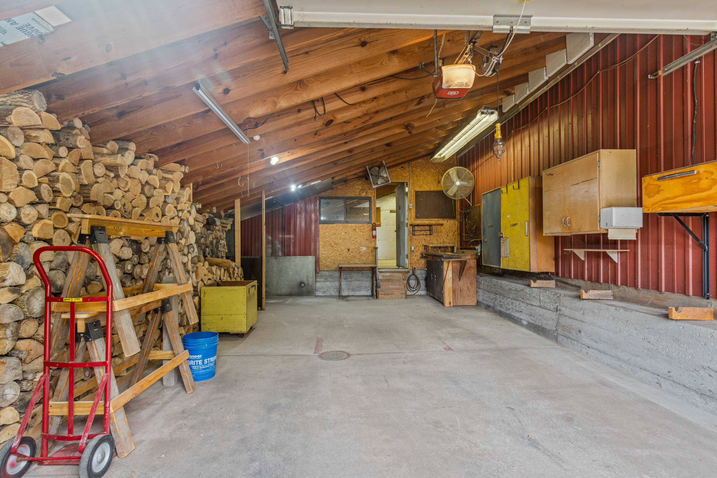 1615 Pettis Avenue NE Ada MI 49301