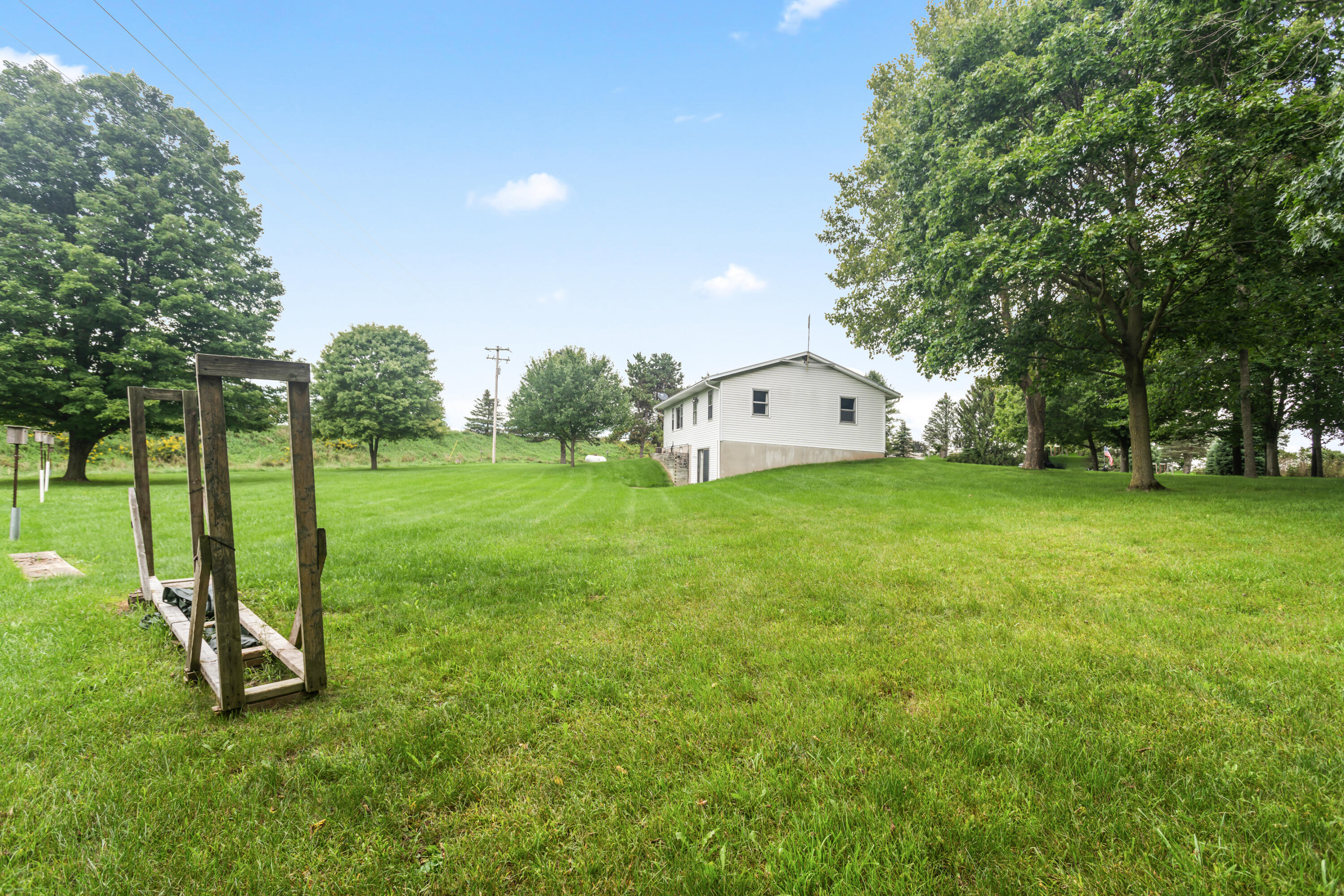 1615 Pettis Avenue NE Ada MI 49301